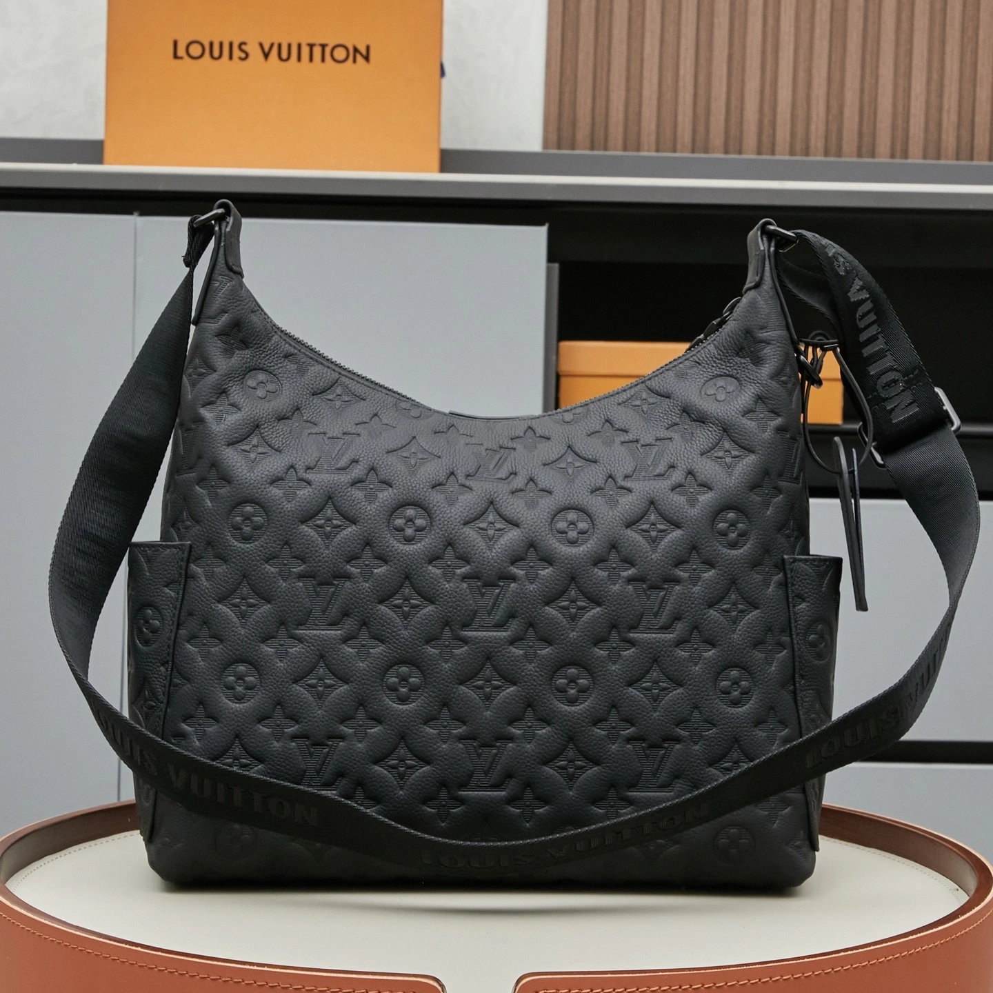 MOMO-- 8V M14778 high quality version Hobo Cargo cowhide item:E-B000H2768
