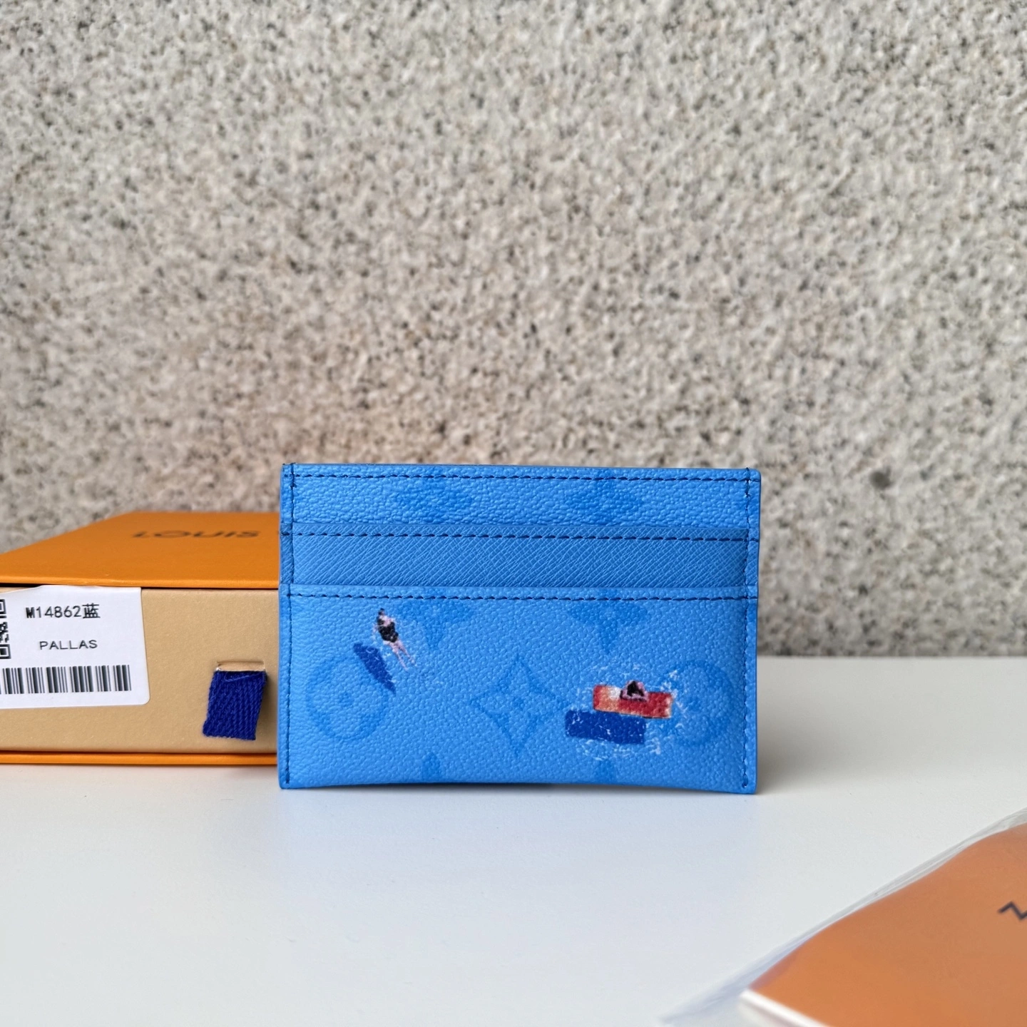 MOMO-- 8V M14862 high quality version item:E-B000F2098H