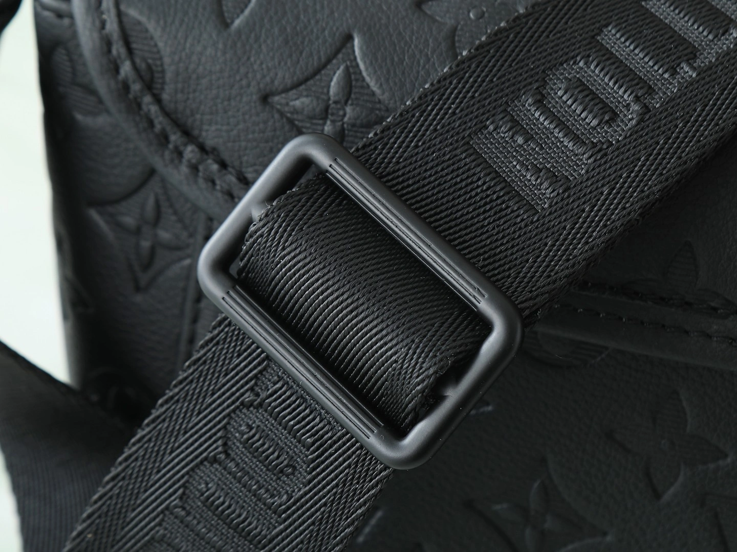 MOMO-- 8V M14874 high quality version Pulse item:E-B000H2766