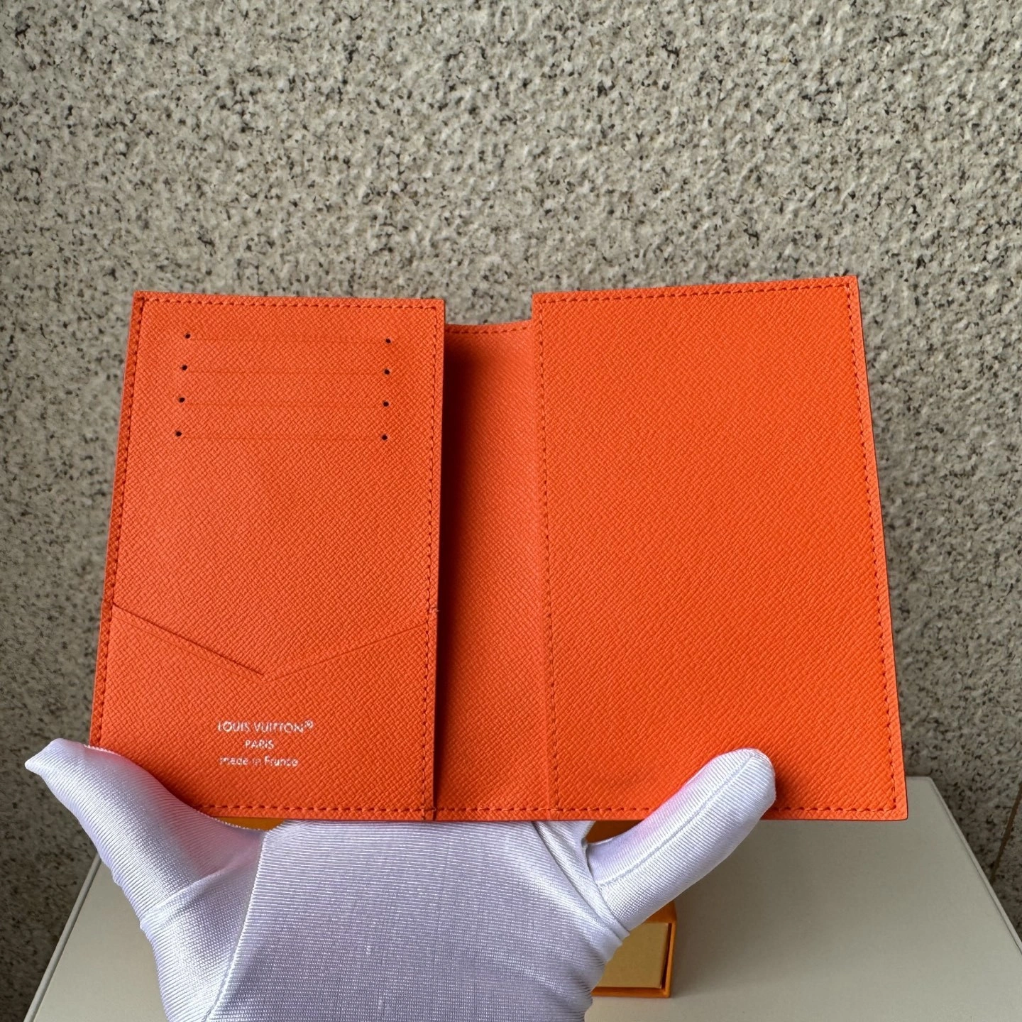MOMO-- 8V M14877 high quality version item:E-B000F2095H