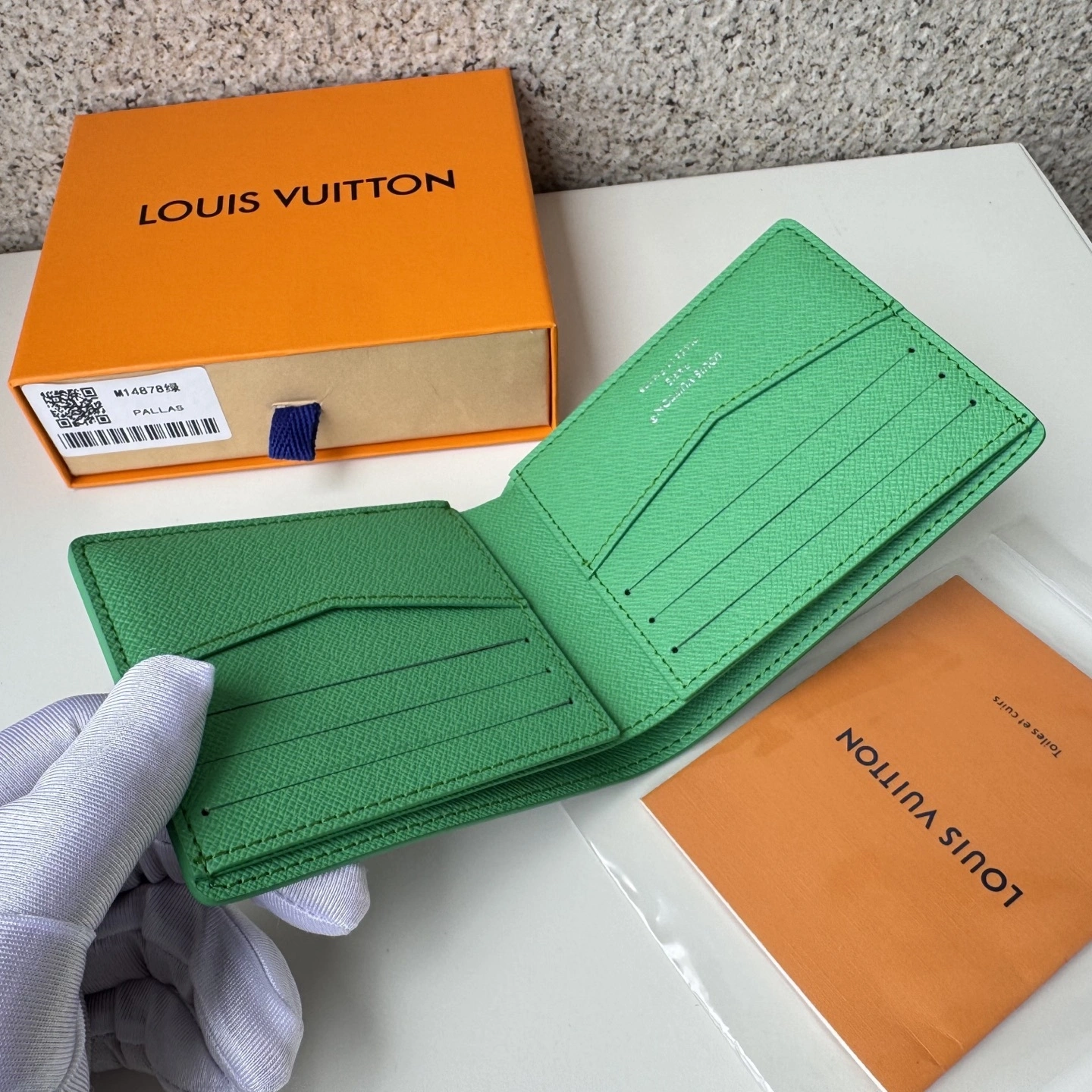 MOMO-- 8V M14878 high quality version item:E-B000F2093H