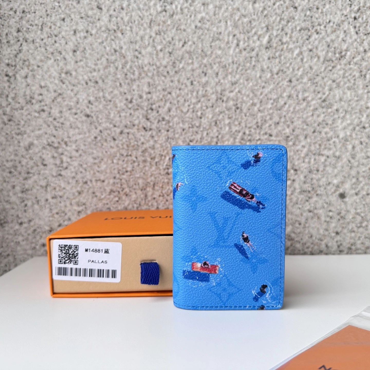 MOMO-- 8V M14881 high quality version item:E-B000F2099H