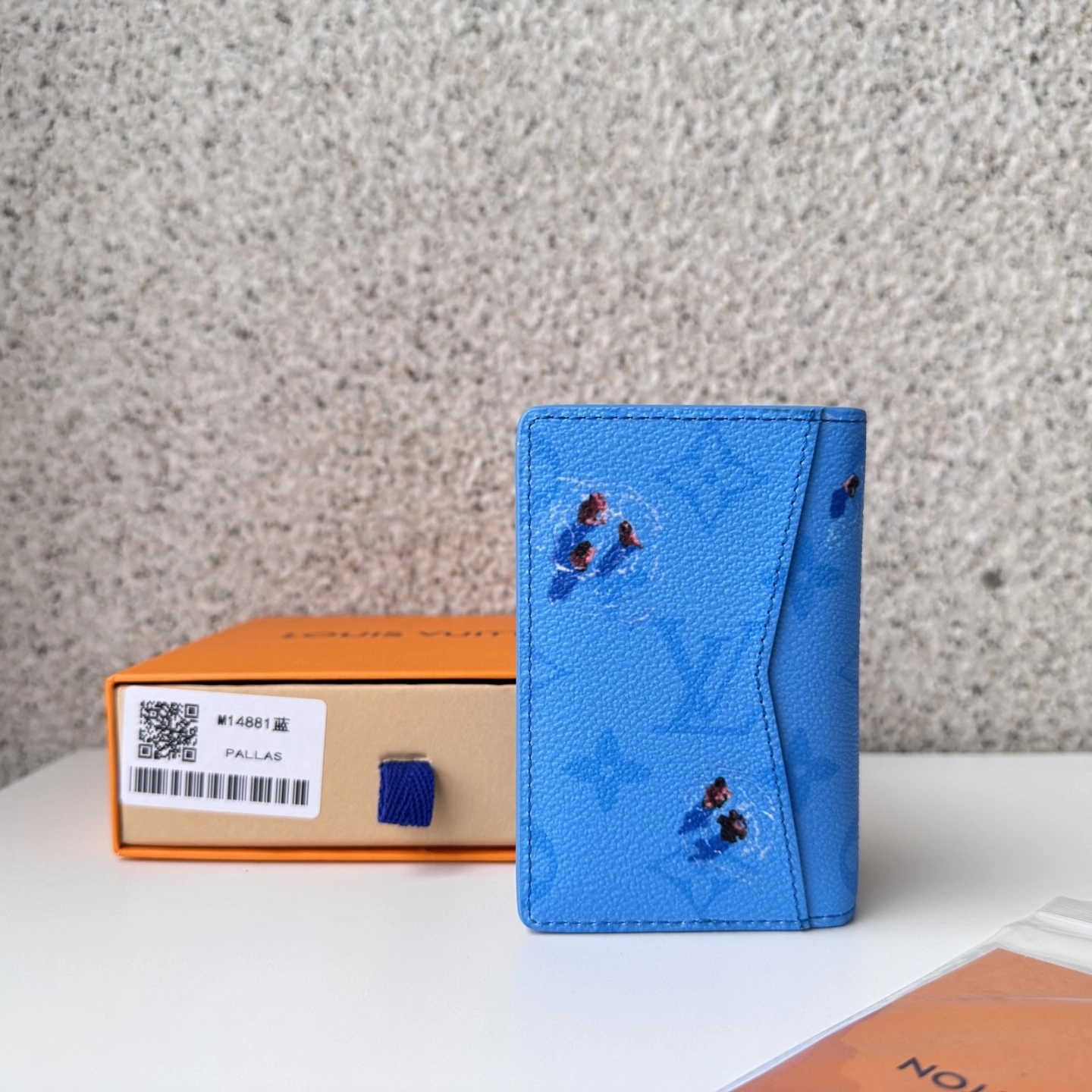 MOMO-- 8V M14881 high quality version item:E-B000F2099H