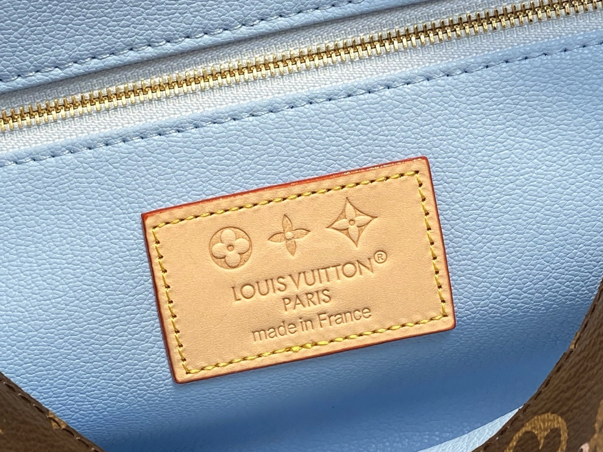 MOMO-- 8V M14891 POCHETTE COSMÉTIQUE high quality version item:E-B000G1332