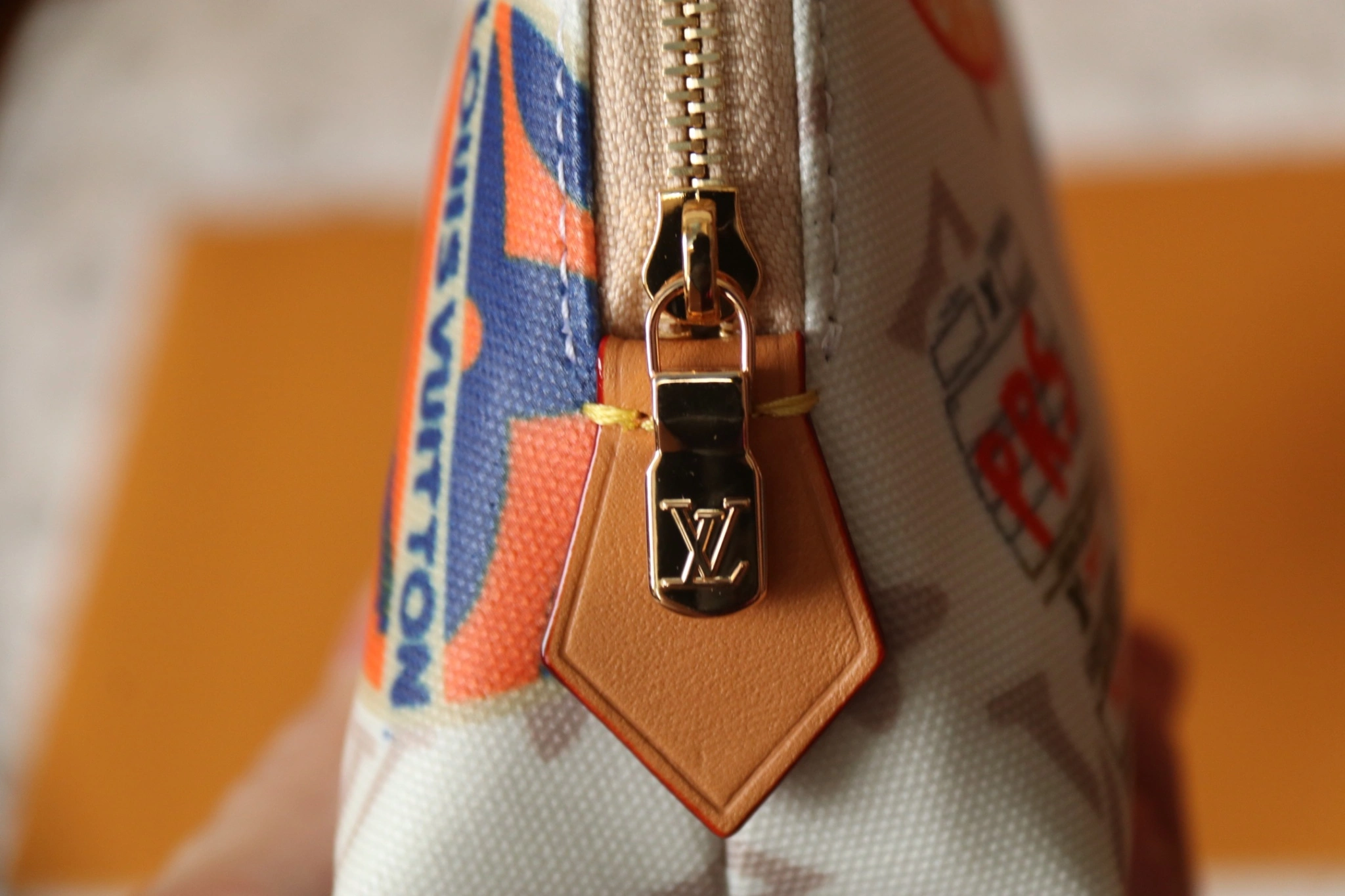 MOMO-- 8V M14909 high quality version item:E-B330G1301