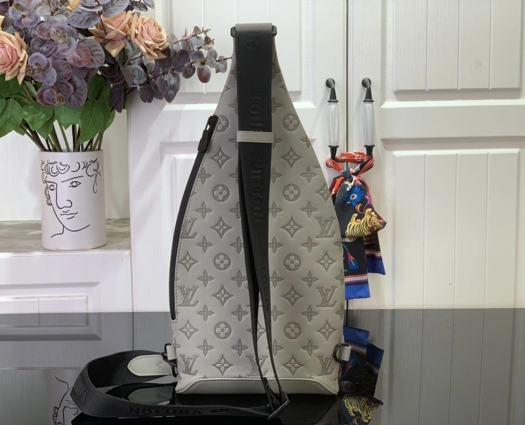 MOMO-- 8V M14916 Duo high quality version calfskin item:E-B063G1326