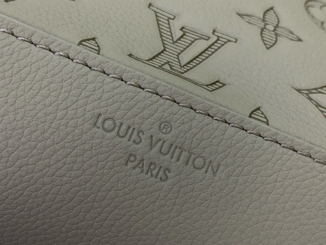 MOMO-- 8V M14916 Duo high quality version calfskin item:E-B063G1326