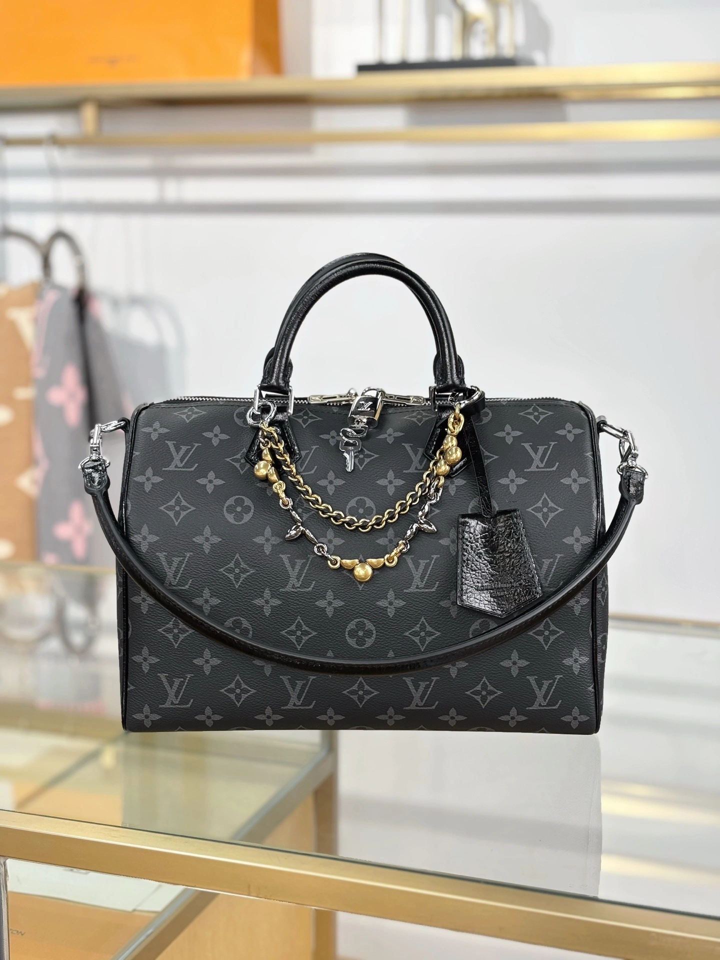 MOMO-- 8V M15102 high quality version SPEEDY SOFT 30 item:E-B182K1827