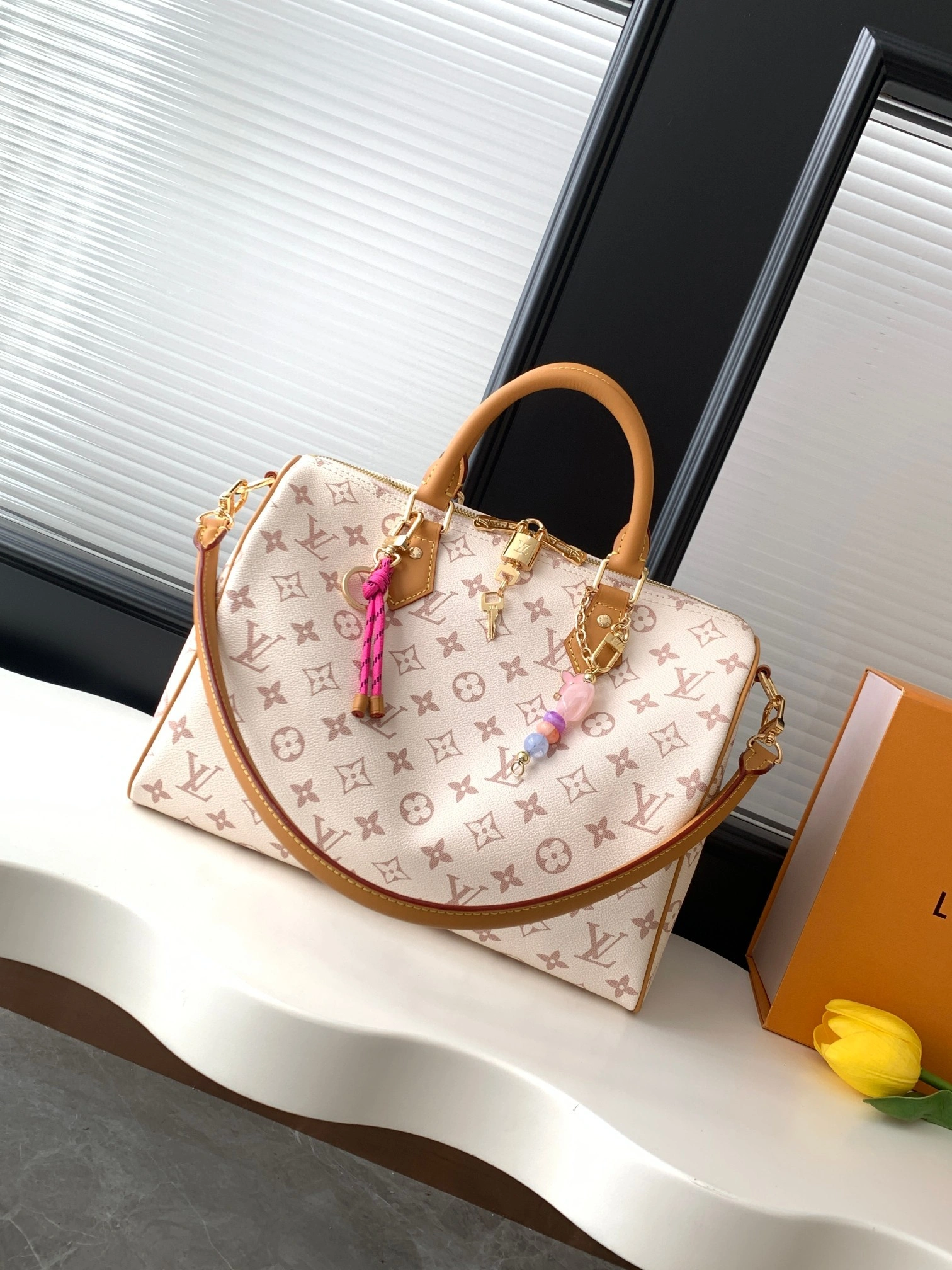 MOMO-- 8V M15108 high quality version Speedy Soft 30 Boho item:E-B000L1741T