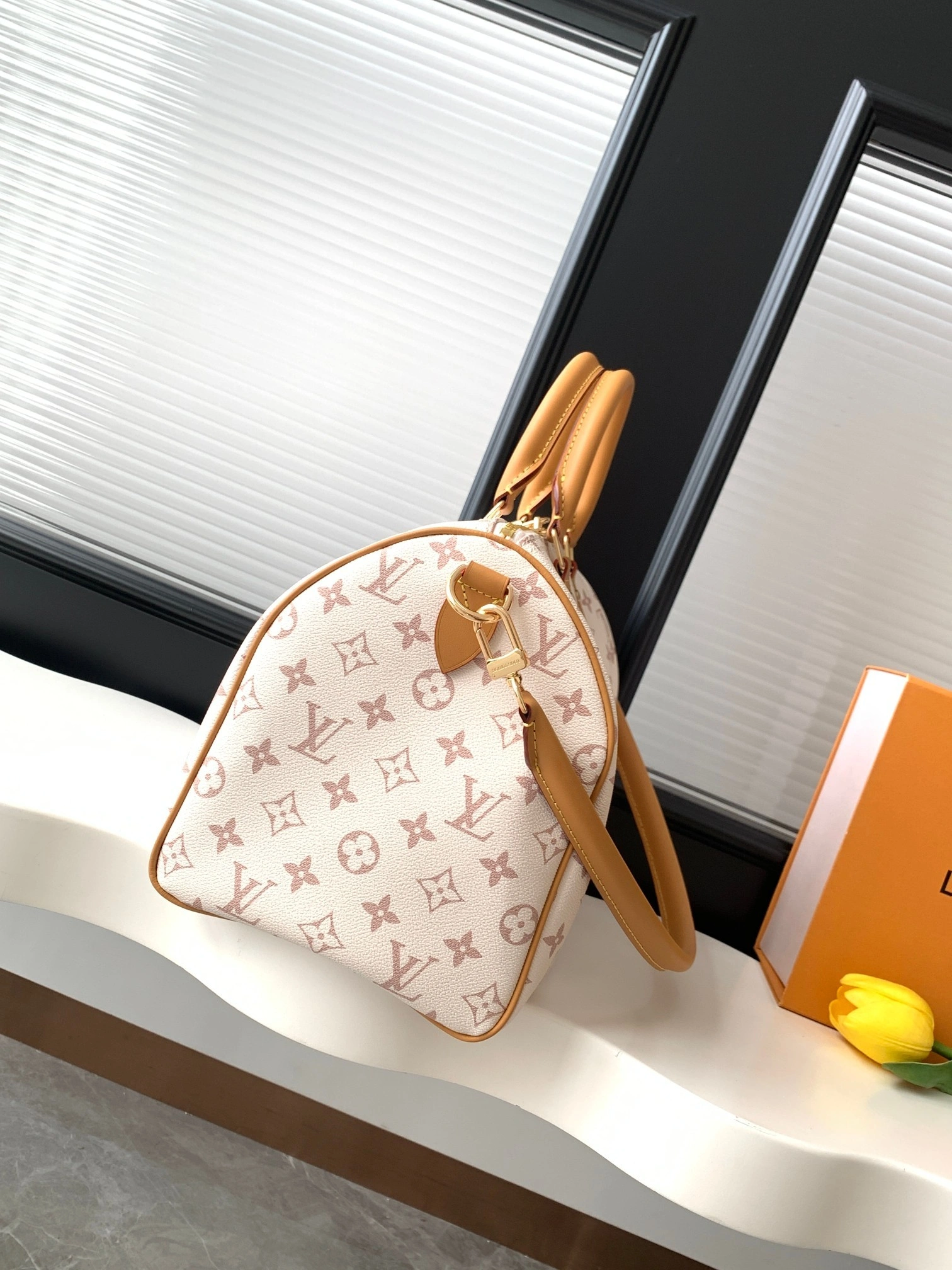 MOMO-- 8V M15108 high quality version Speedy Soft 30 Boho item:E-B000L1741T