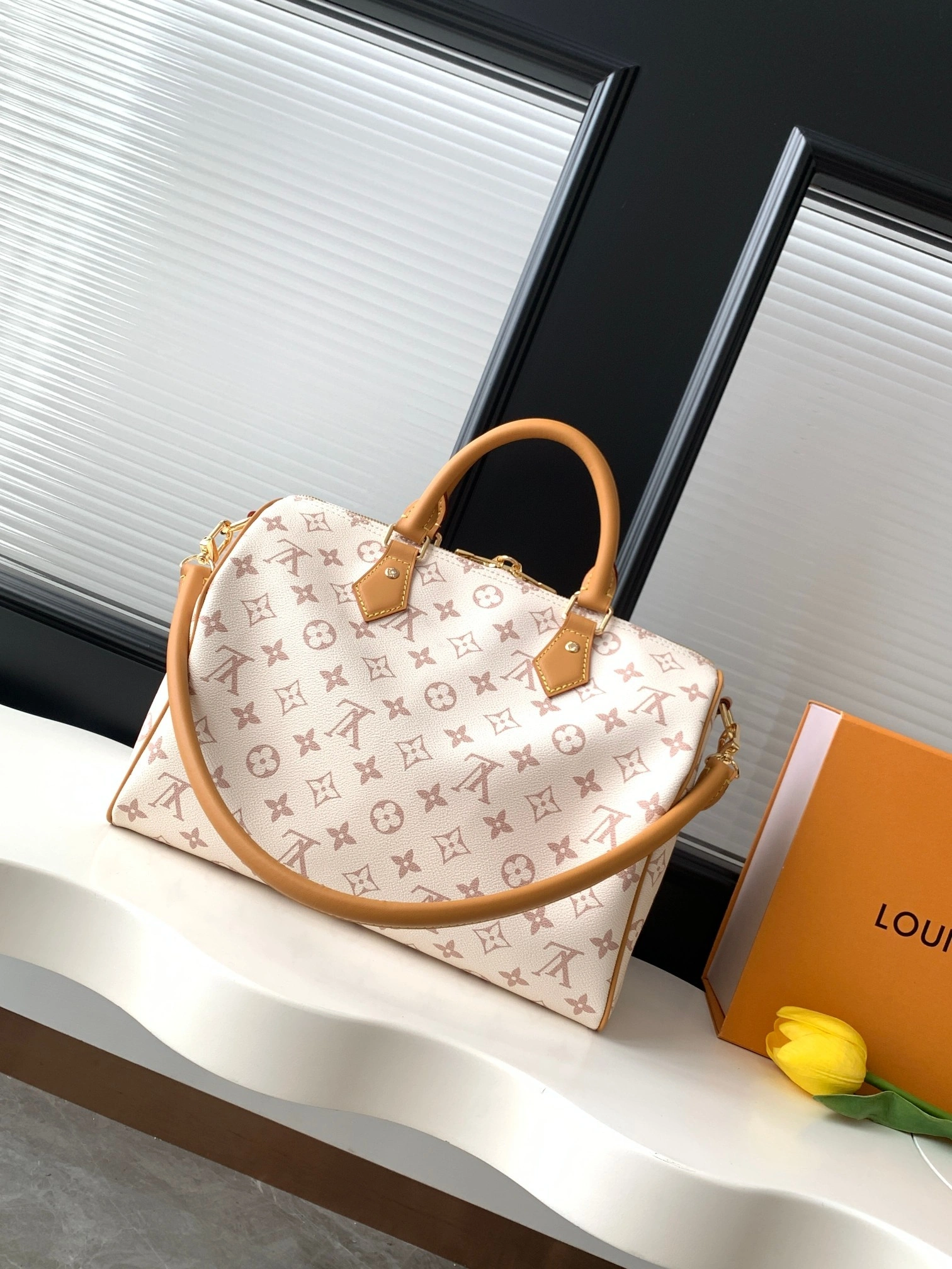 MOMO-- 8V M15108 high quality version Speedy Soft 30 Boho item:E-B000L1741T