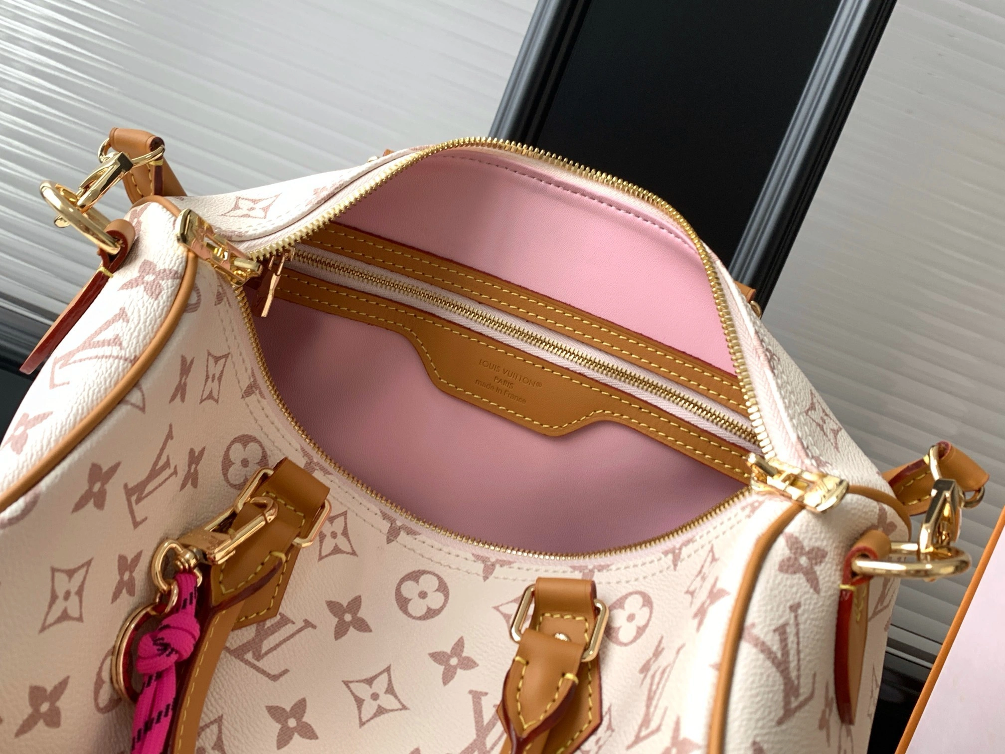 MOMO-- 8V M15108 high quality version Speedy Soft 30 Boho item:E-B000L1741T
