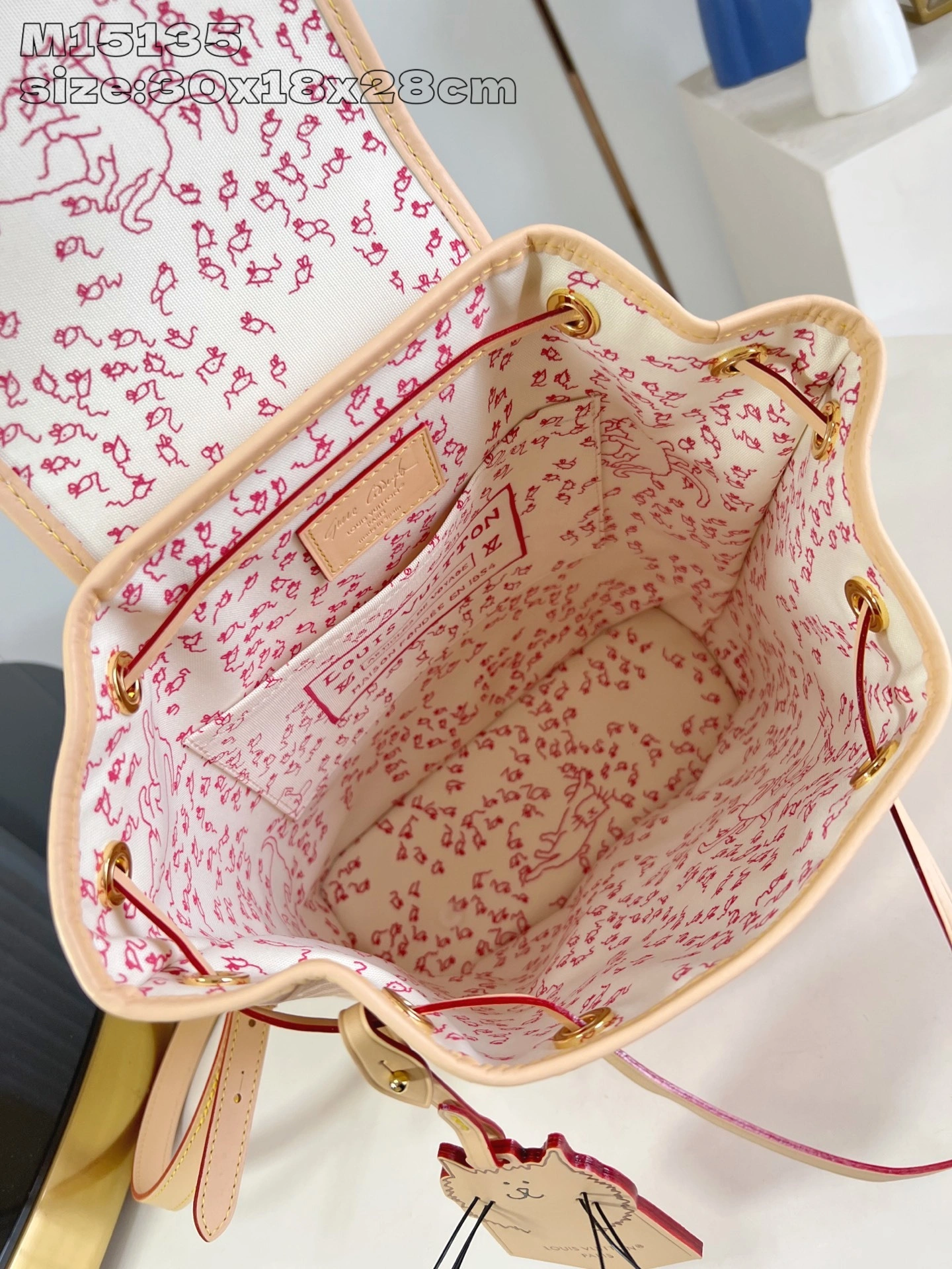 MOMO-- 8V M15135 high quality version Montsouris Travels With item:E-B574K1804
