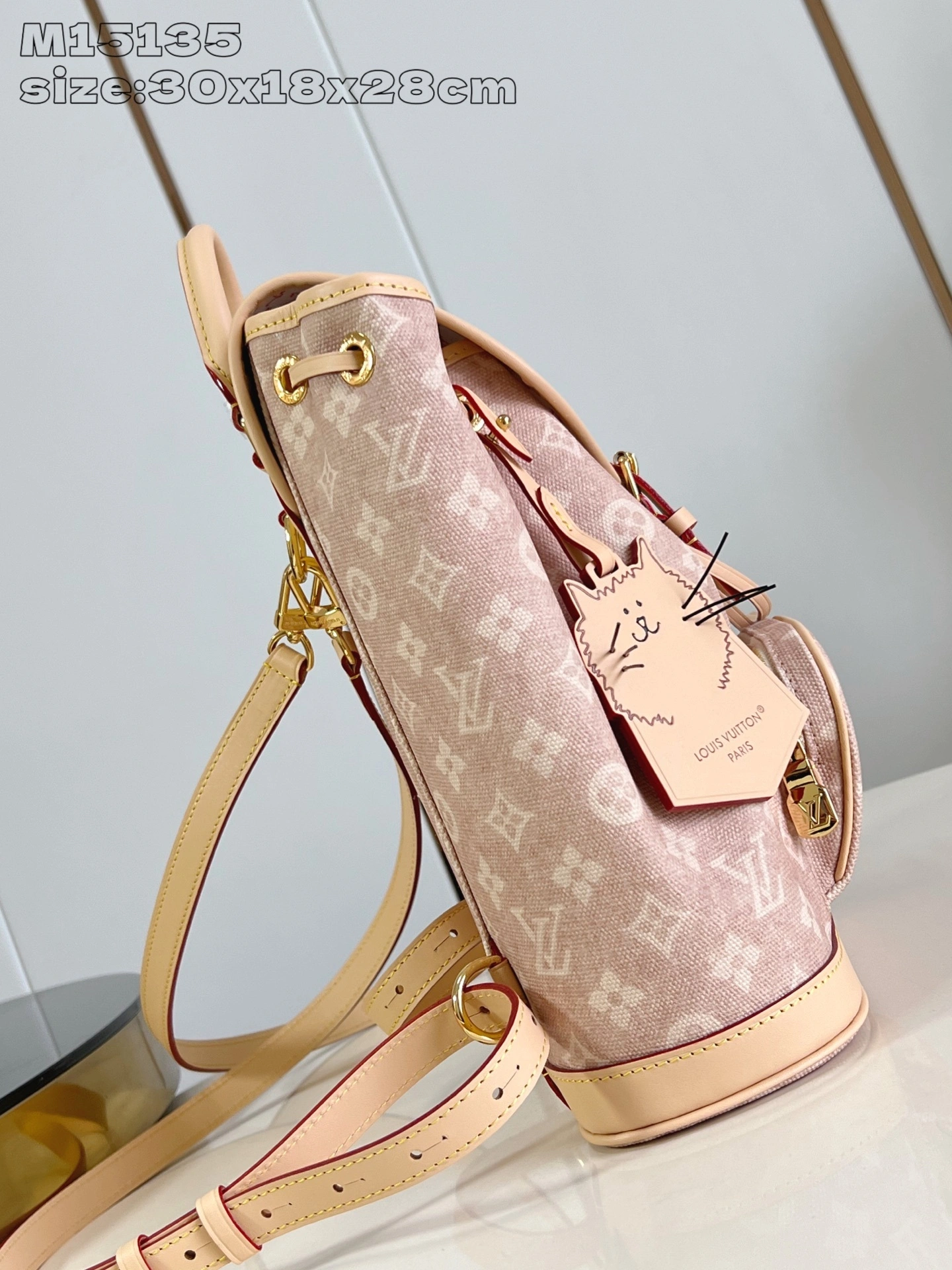 MOMO-- 8V M15135 high quality version Montsouris Travels With item:E-B574K1804