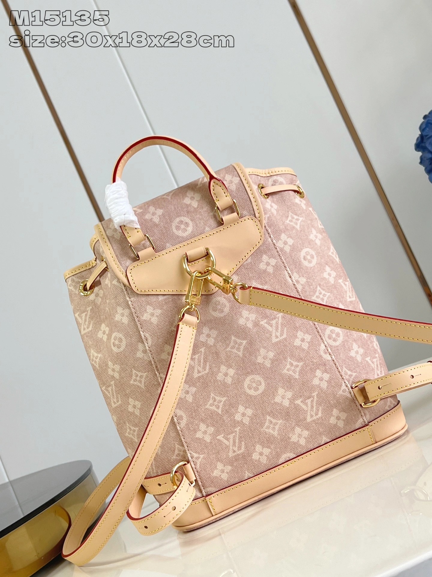 MOMO-- 8V M15135 high quality version Montsouris Travels With item:E-B574K1804