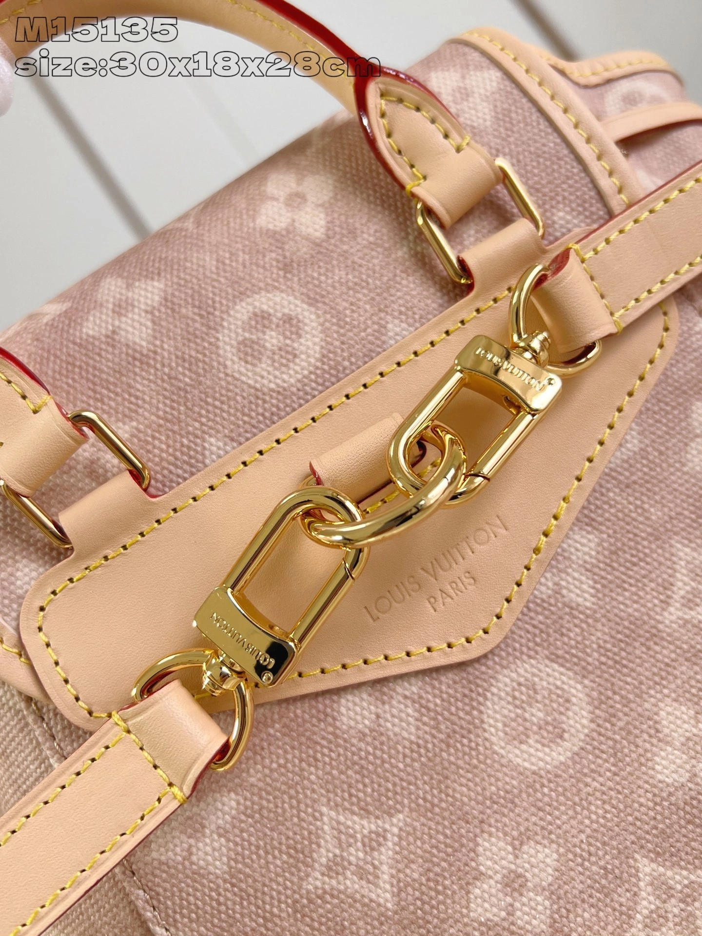 MOMO-- 8V M15135 high quality version Montsouris Travels With item:E-B574K1804