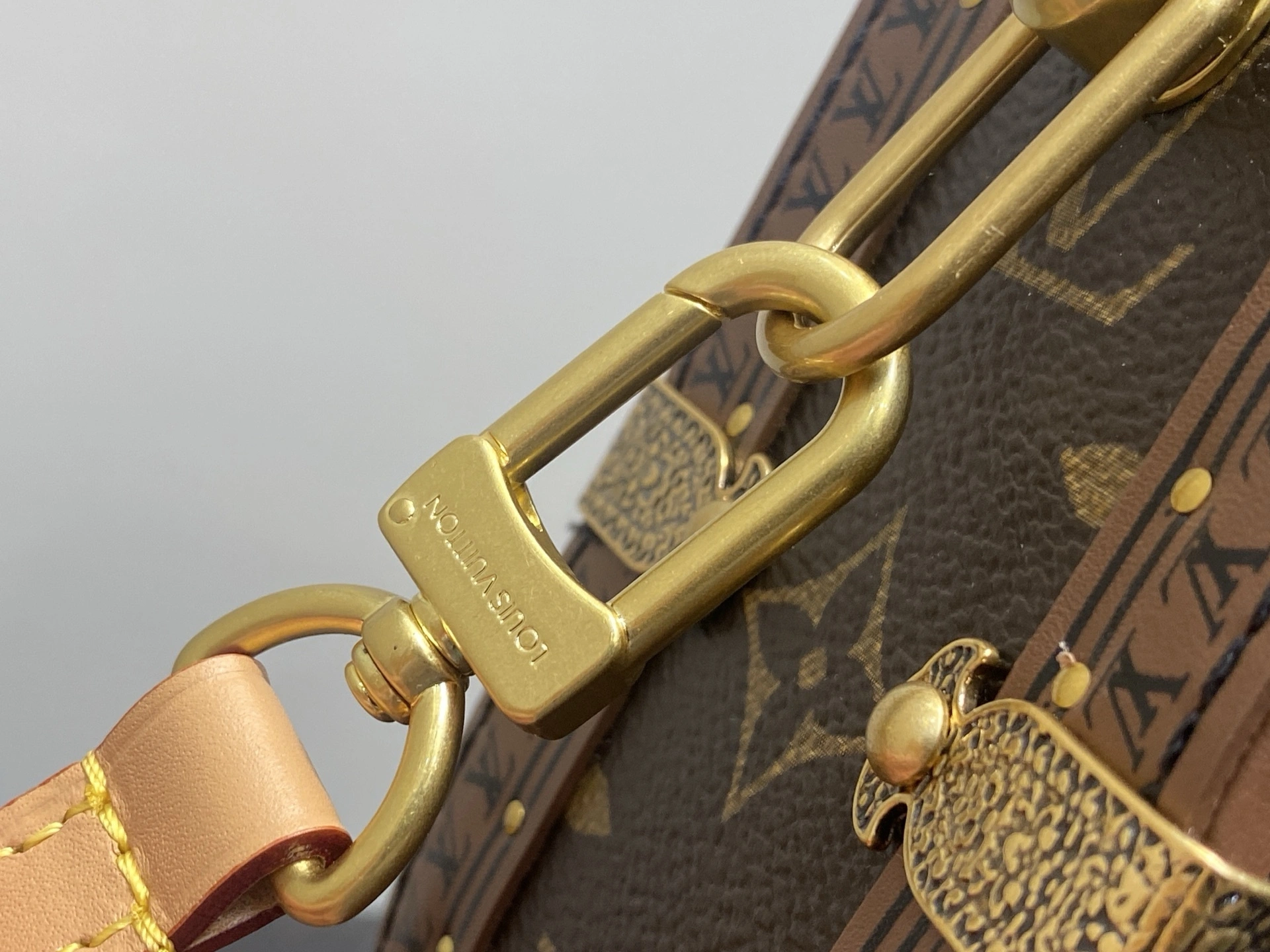 MOMO-- 8V M15166 high quality version Montsouris Trunk item:E-B000J1855