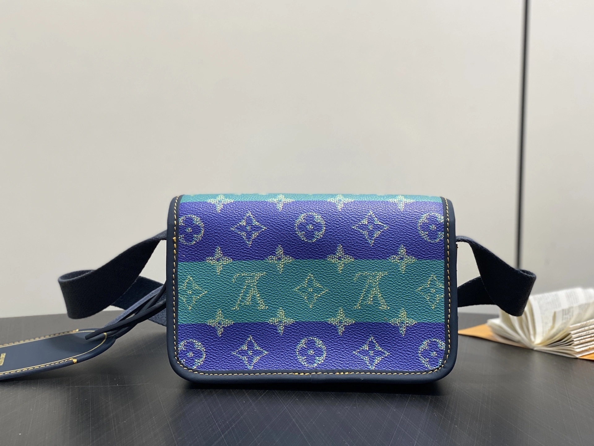 MOMO-- 8V M15173 high quality version Bosphore Hr item:E-B000J1844