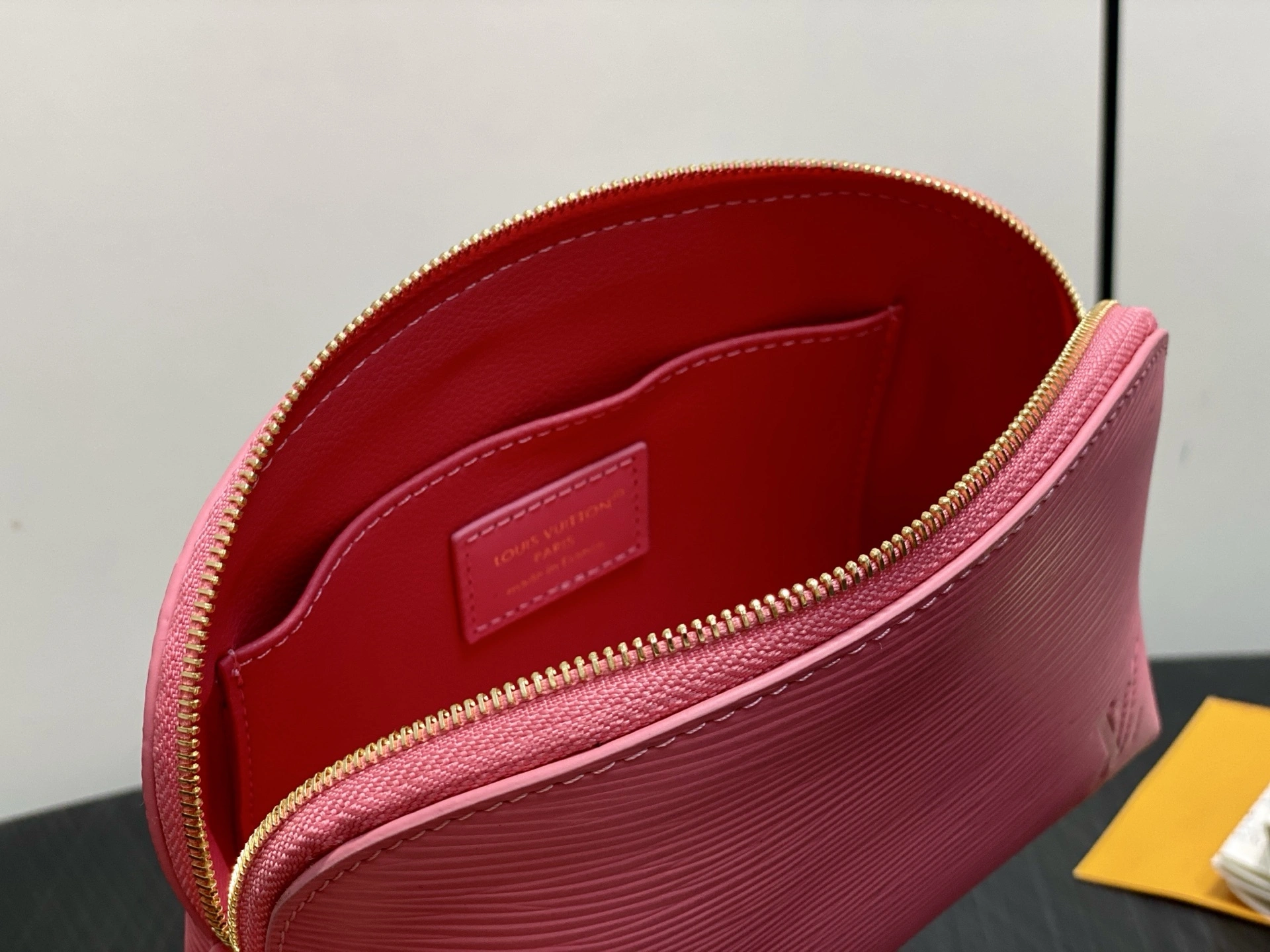 MOMO-- 8V M15198 high quality version Pochette Cosmétique item:E-B000J1830