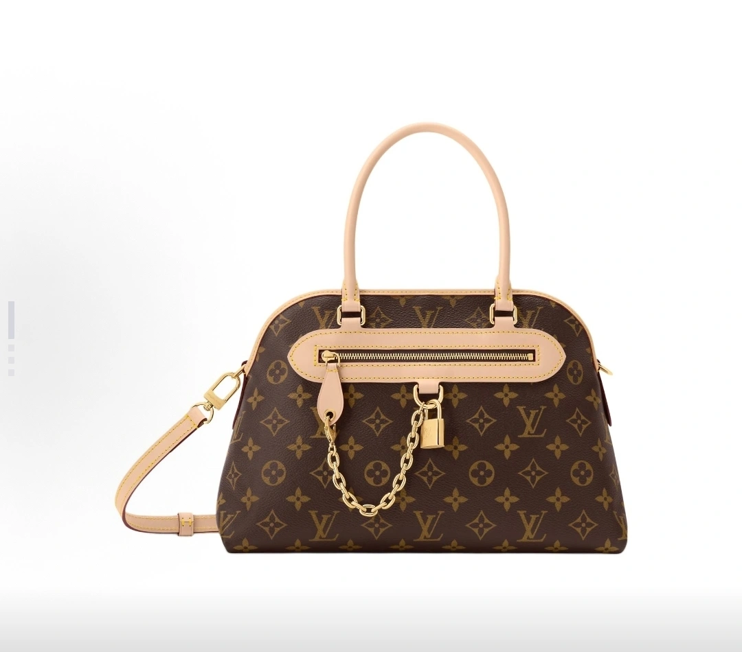MOMO-- 8V M15208 high quality version Ever More item:E-B000J1856