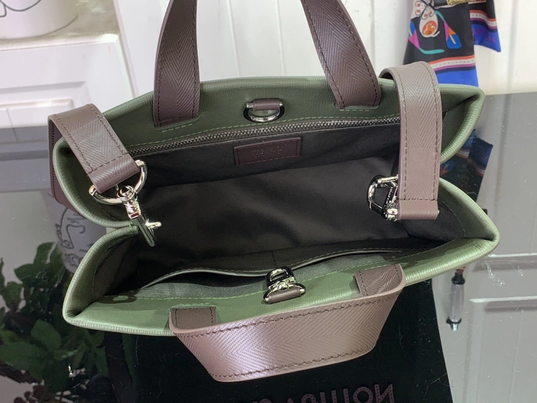 MOMO-- 8V M15238 high quality version Mini Shopper Tote cowhide item:F-B063A1508