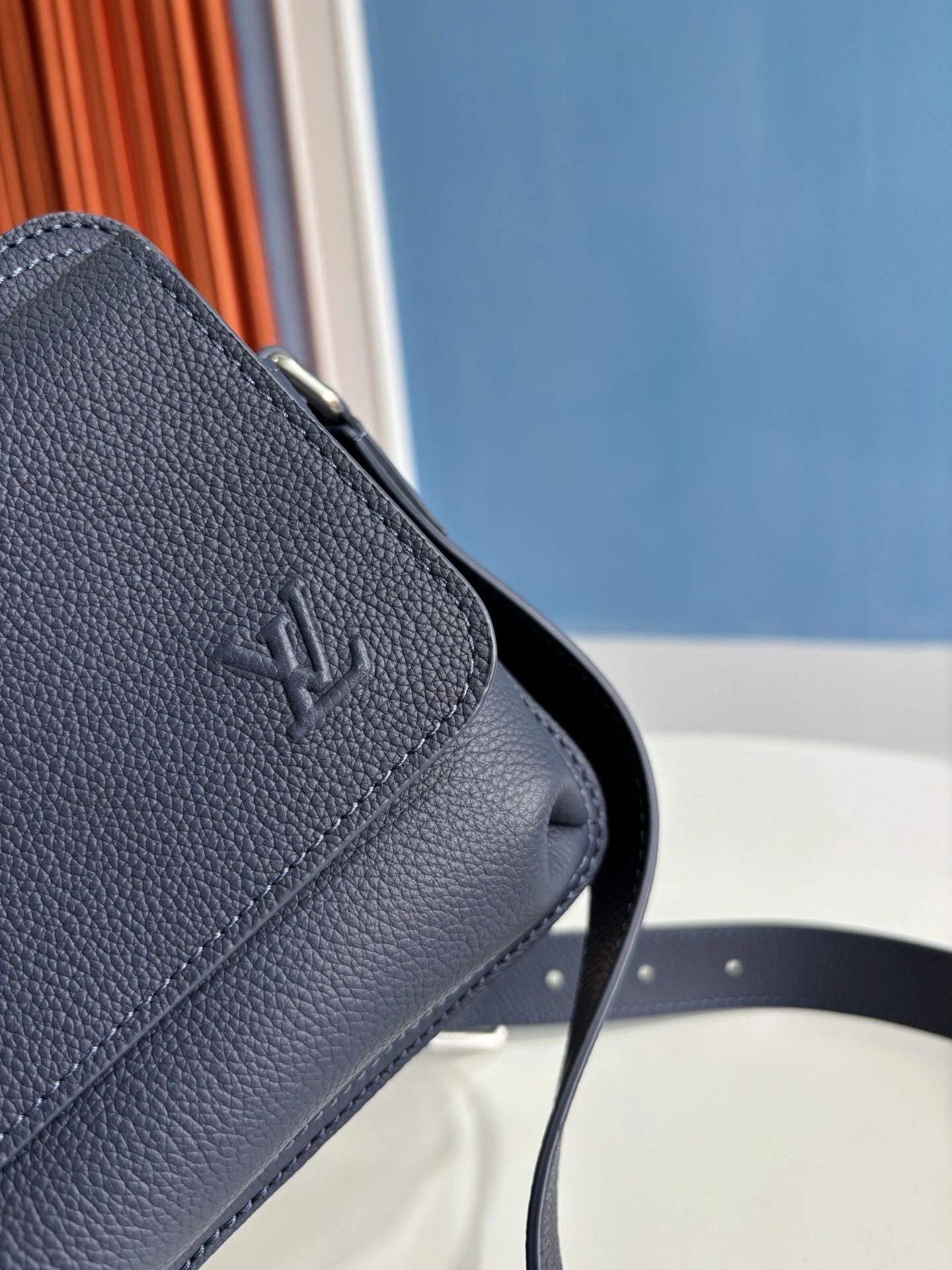 MOMO-- 8V M15260 high quality version Boarding cowhide item:E-B808L1714T