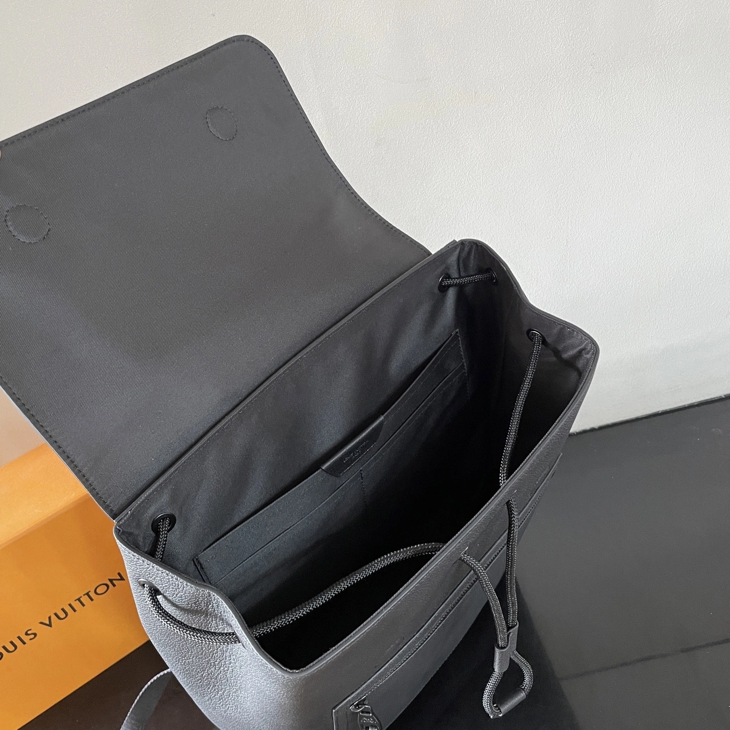 MOMO-- 8V M15262 high quality version Fastline cowhide item:E-B563J1832