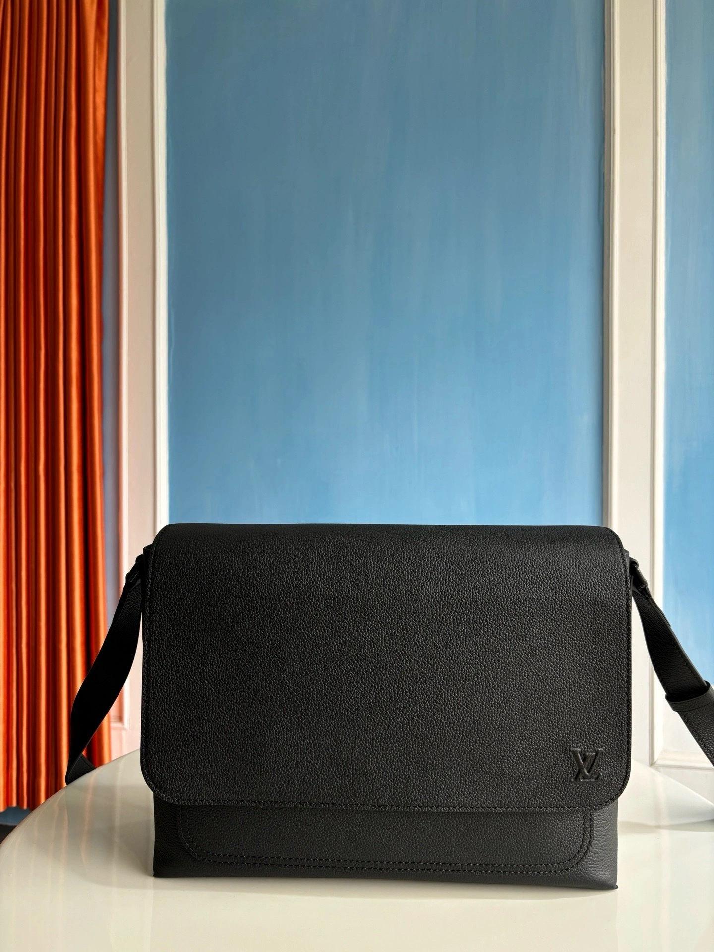 MOMO-- 8V M15268 high quality version Boarding cowhide item:E-B808L1723T
