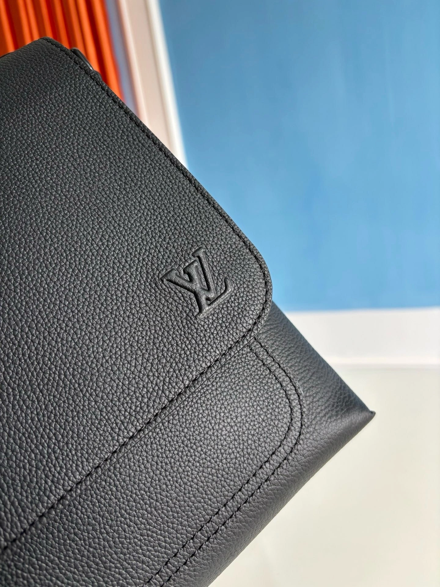 MOMO-- 8V M15268 high quality version Boarding cowhide item:E-B808L1723T