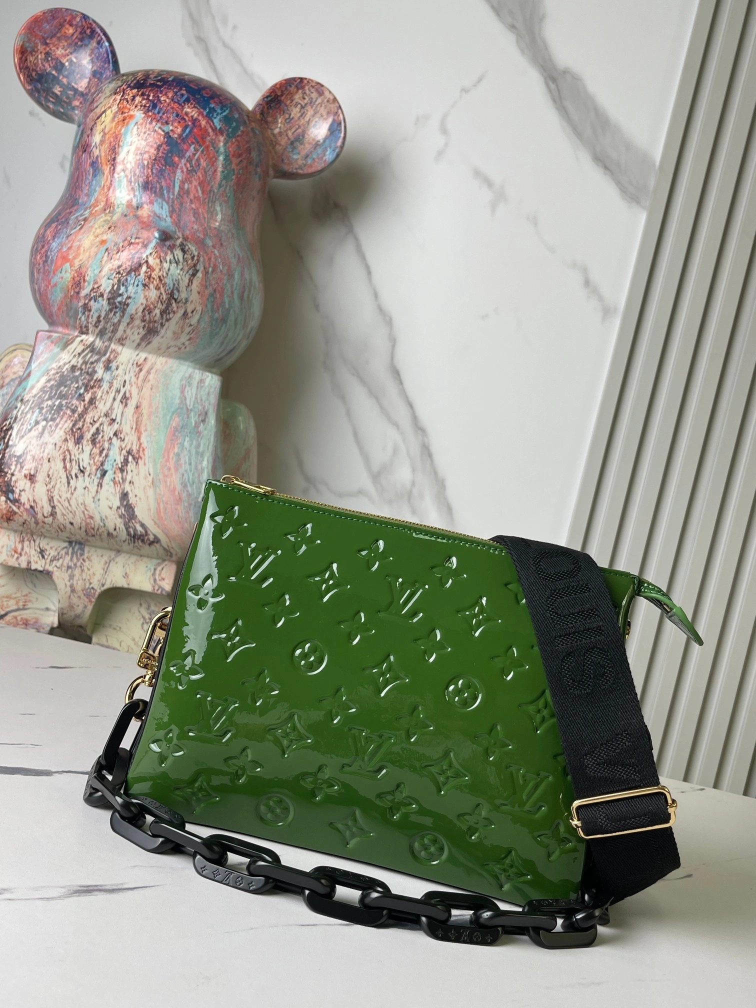 MOMO-- 8V M20565 high quality version Coussin cowhide item:E-B574C0501