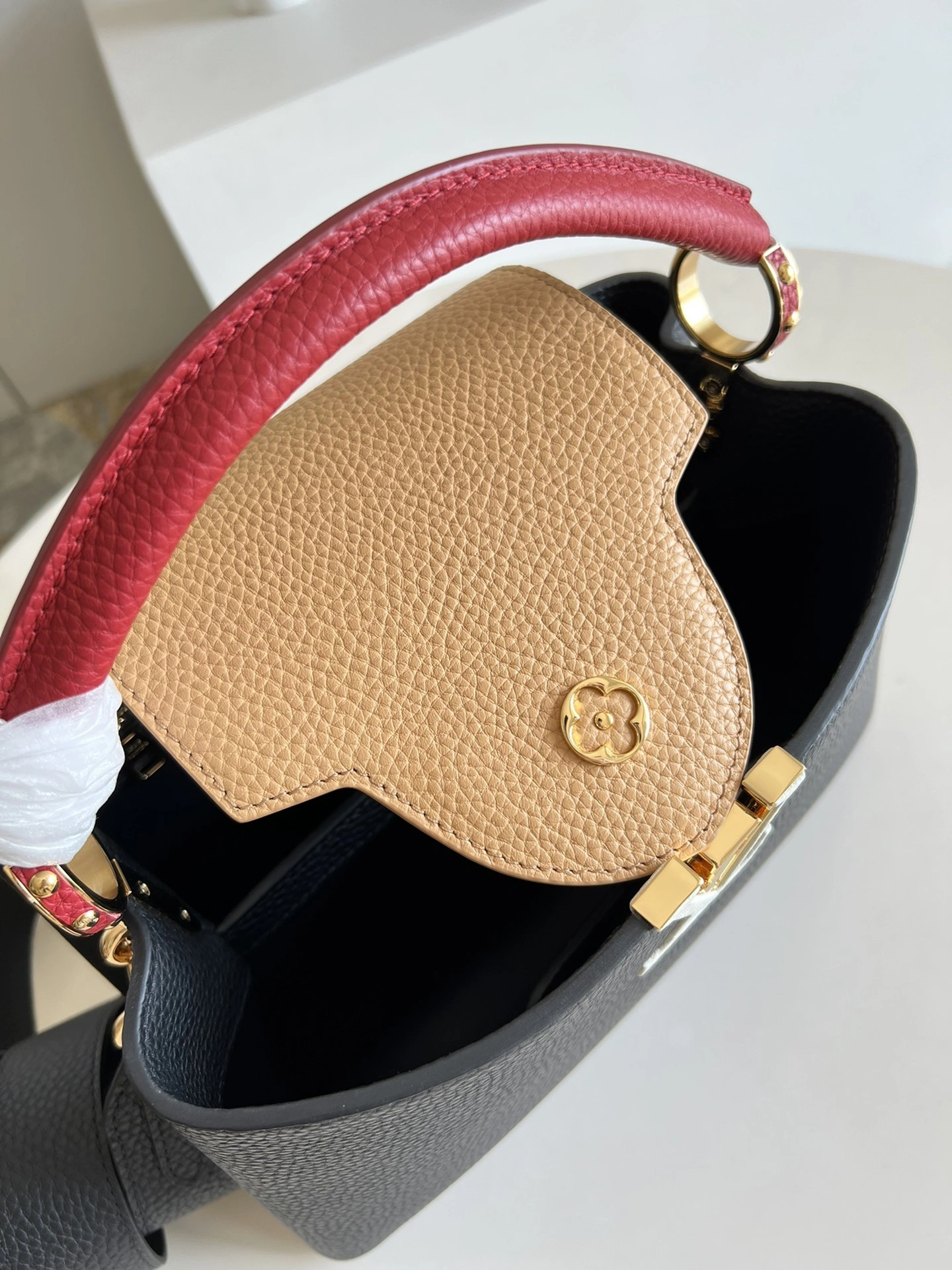 MOMO-- 8V M20704 Capucines Cowhide item:D-B174G1188S