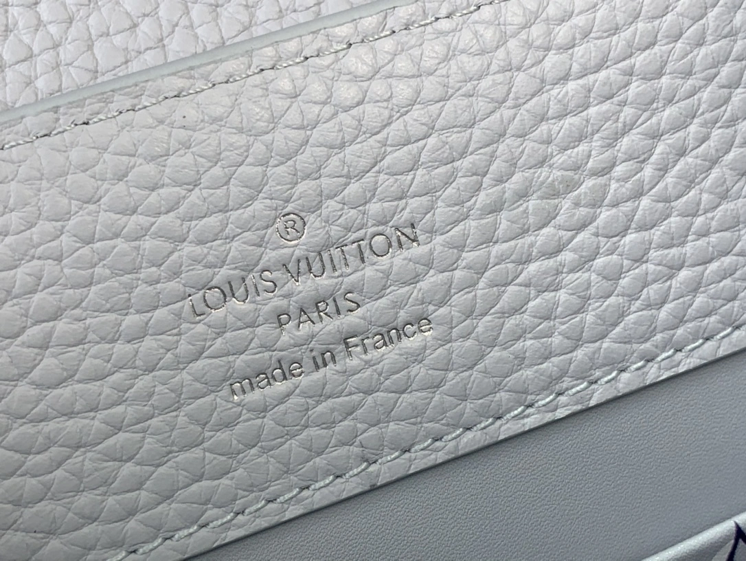 MOMO-- 8V M21303 high quality version Capucines BB cowhide item:E-B063C0570