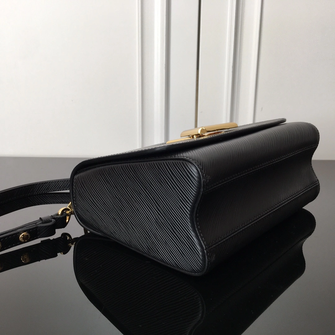 MOMO-- 8V M21772 high quality version Twist item:E-B000C0520