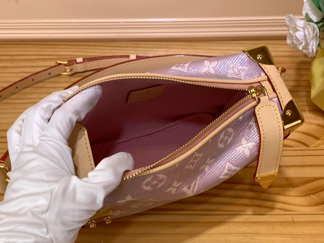 MOMO-- 8V M22842 high quality version Side Trunk item:E-B000C0224
