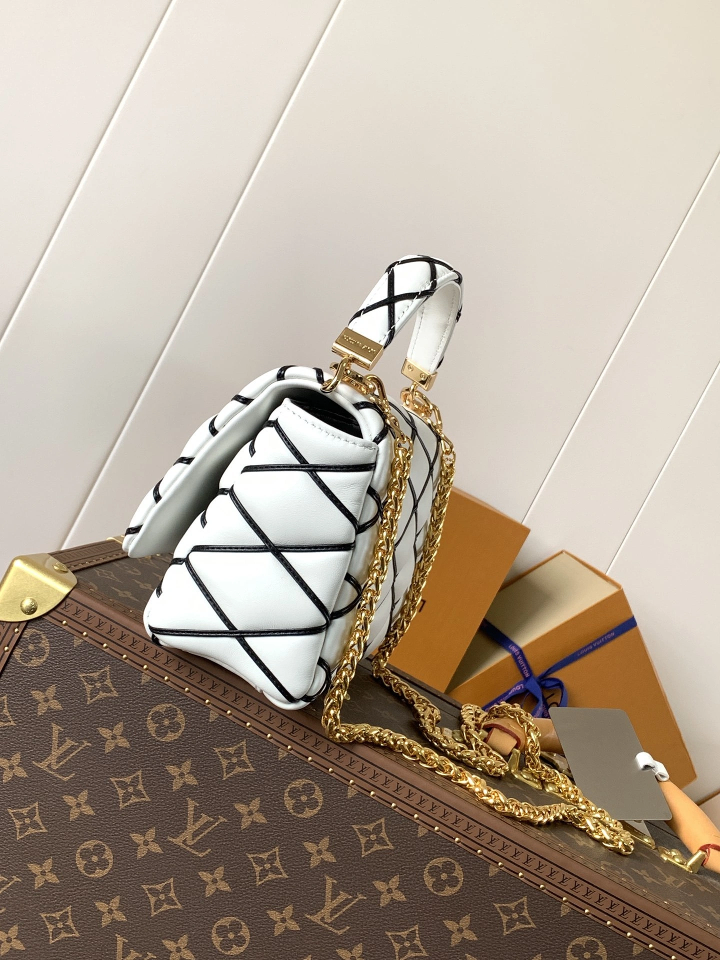 MOMO-- 8V M22890 high quality version GO-14 sheepskin item:F-B000A1419