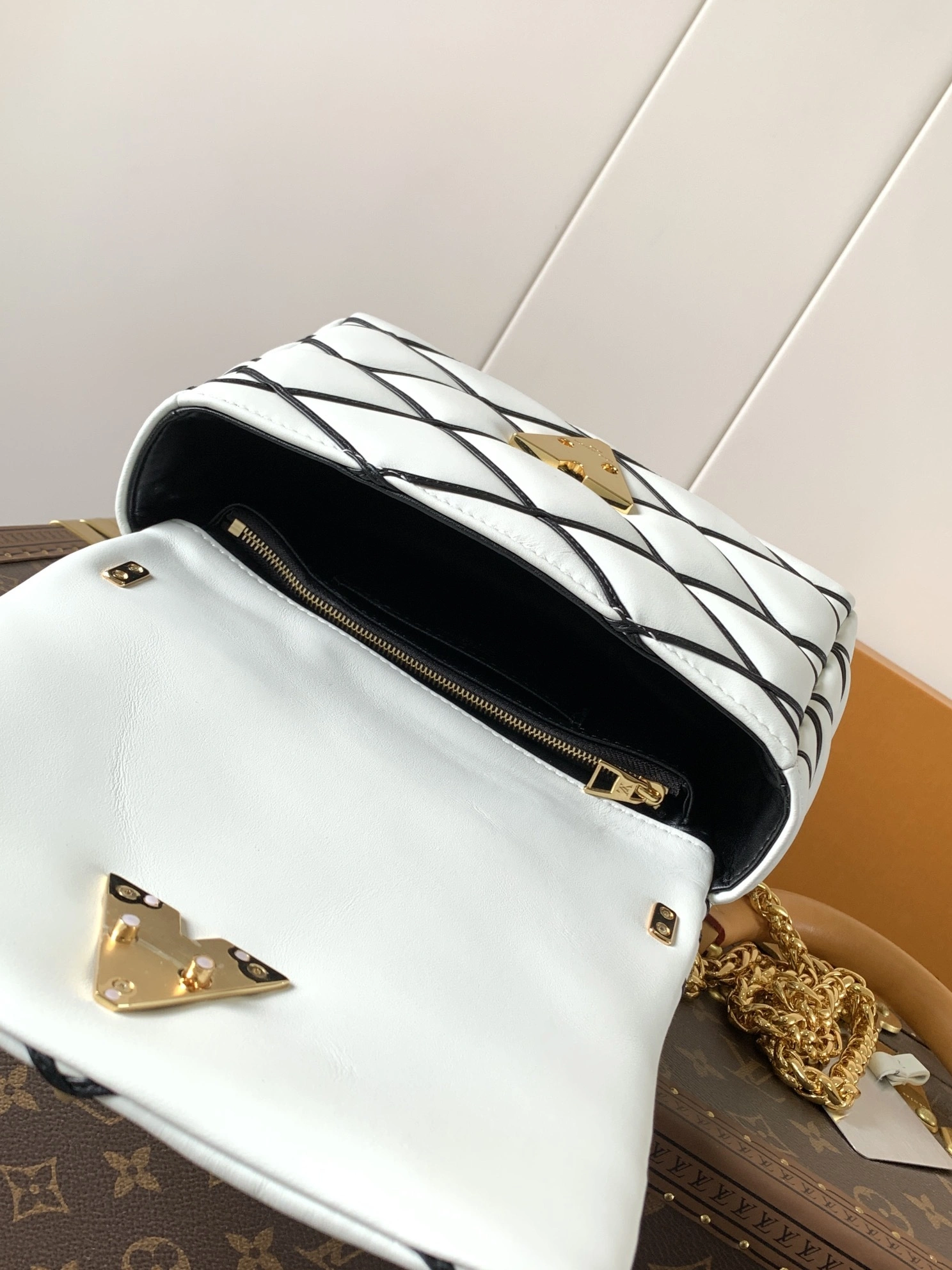 MOMO-- 8V M22890 high quality version GO-14 sheepskin item:F-B000A1419