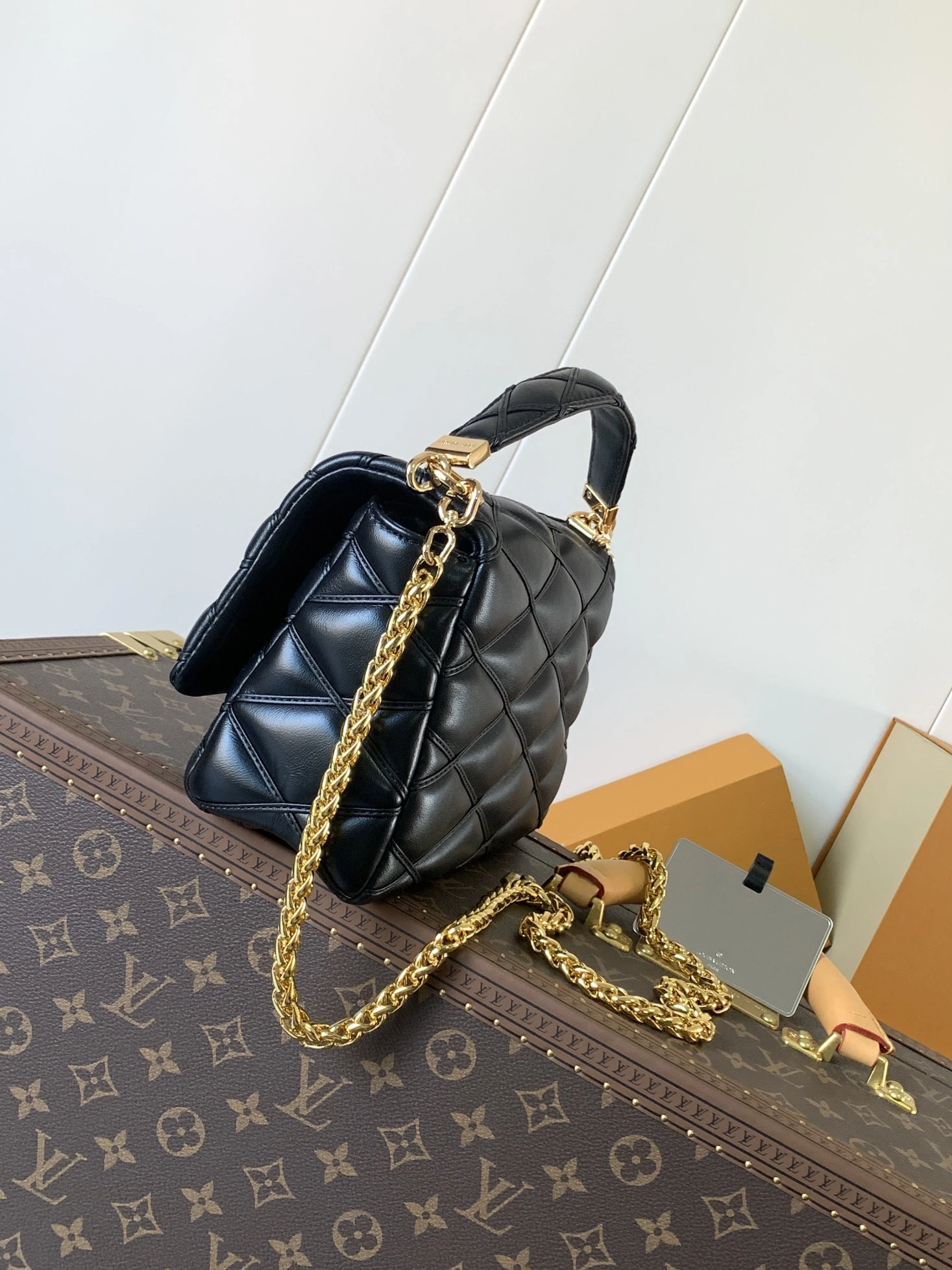 MOMO-- 8V M22891 high quality version GO-14 sheepskin item:F-B000A1428