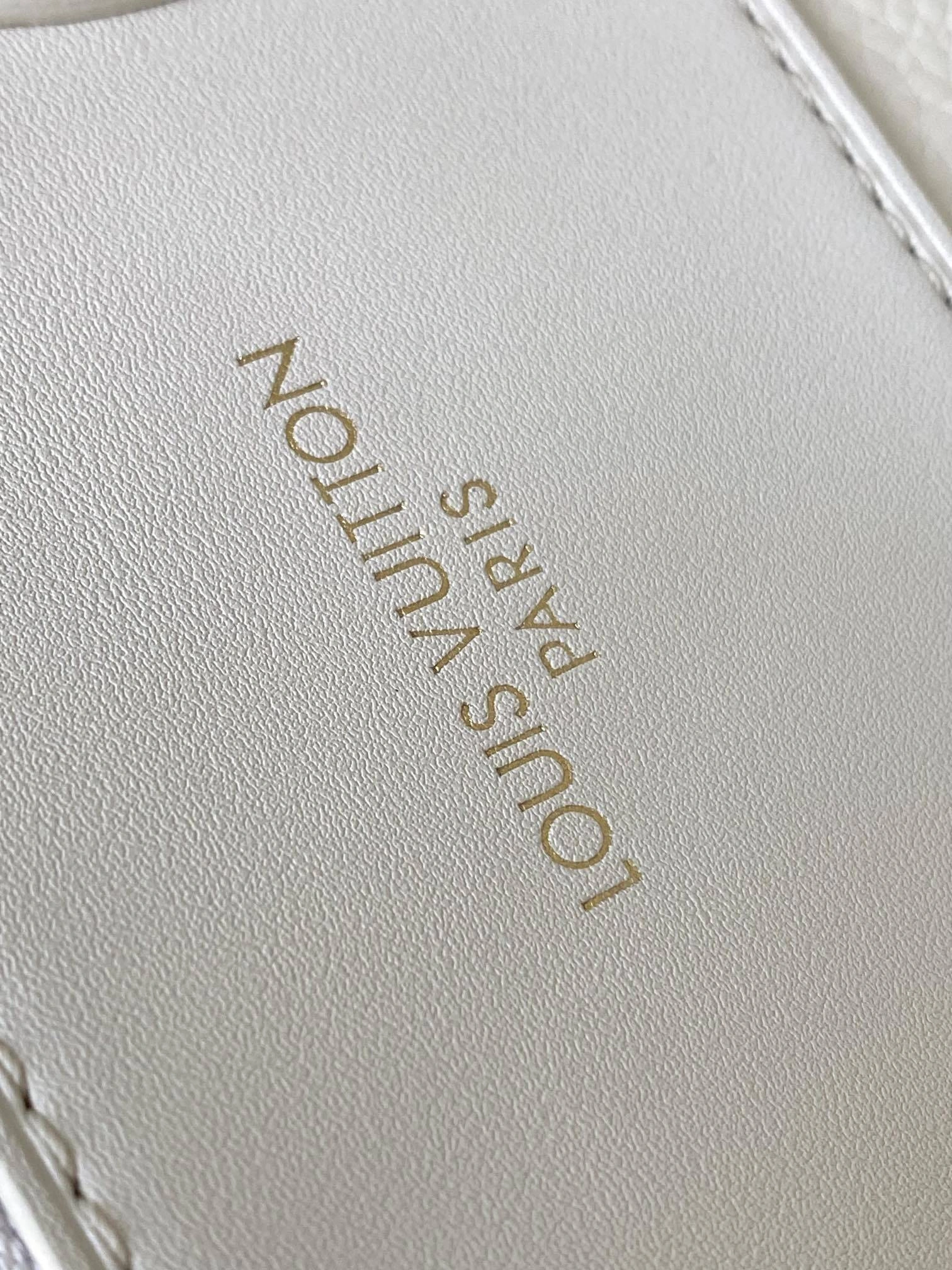 MOMO-- 8V M23061 high quality version Lock It MM Calfskin item:E-B225C0209