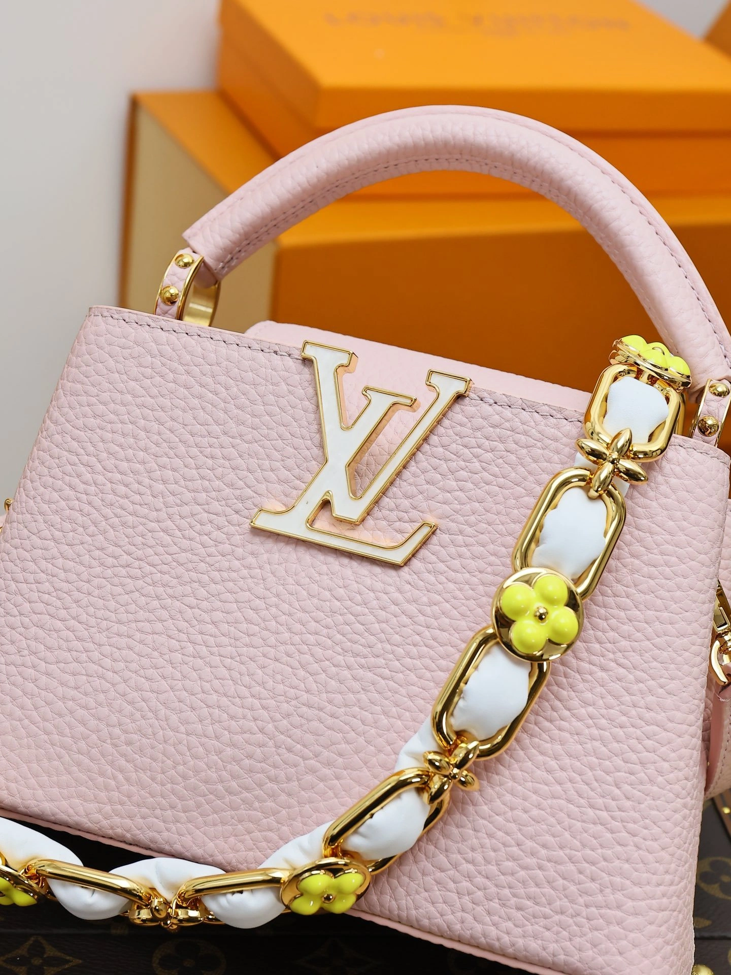 MOMO-- 8V M23363 high quality version capucines bb cowhide item:E-B566B2336