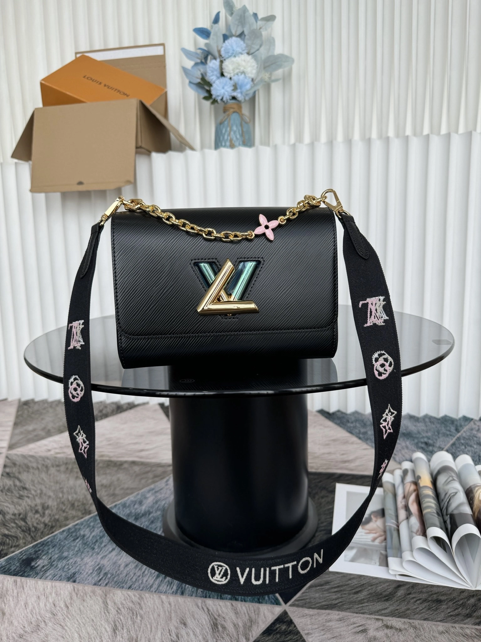 MOMO-- 8V M23389 high quality version Twist item:E-B564C0523
