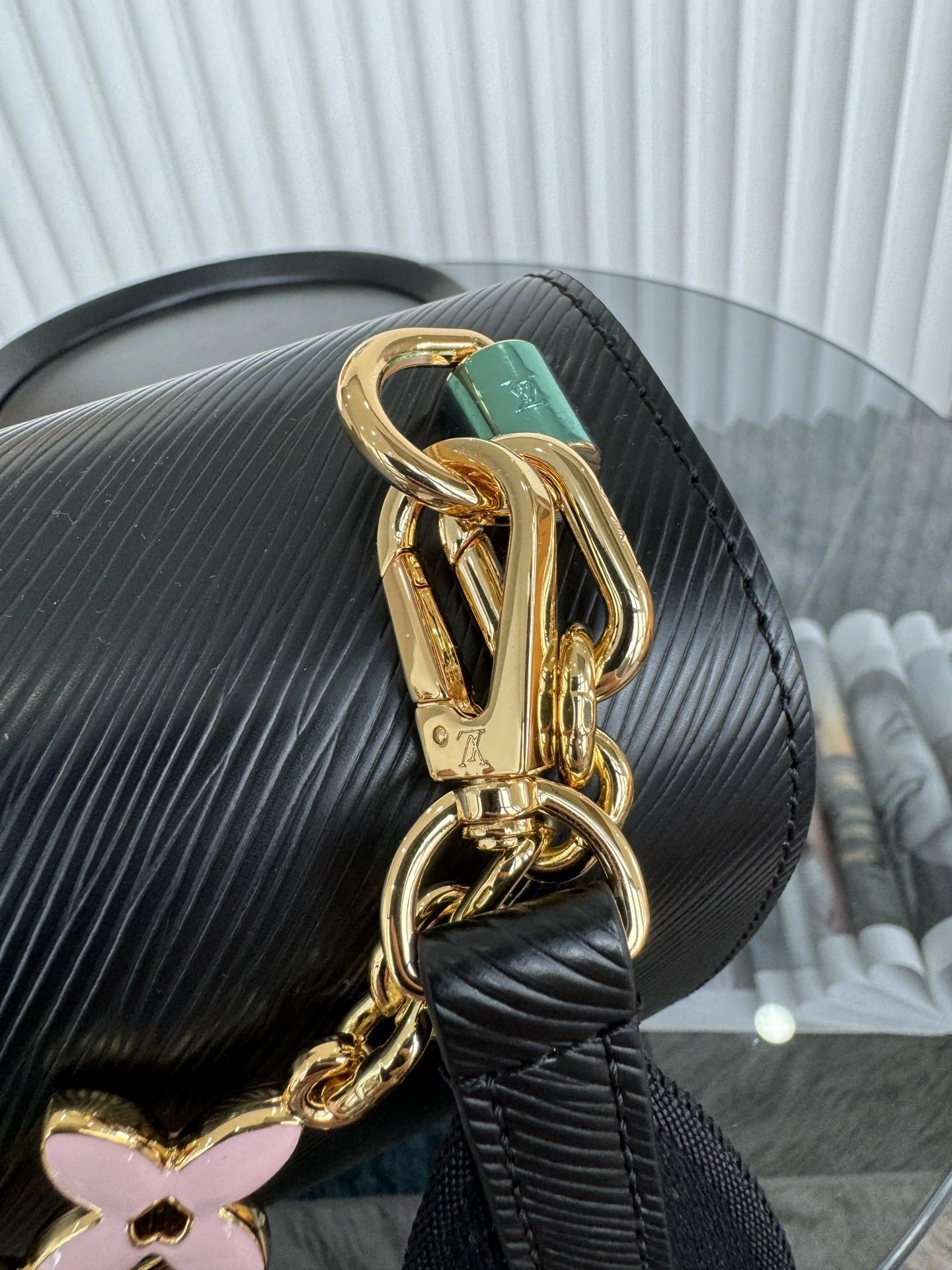 MOMO-- 8V M23389 high quality version Twist item:E-B564C0523