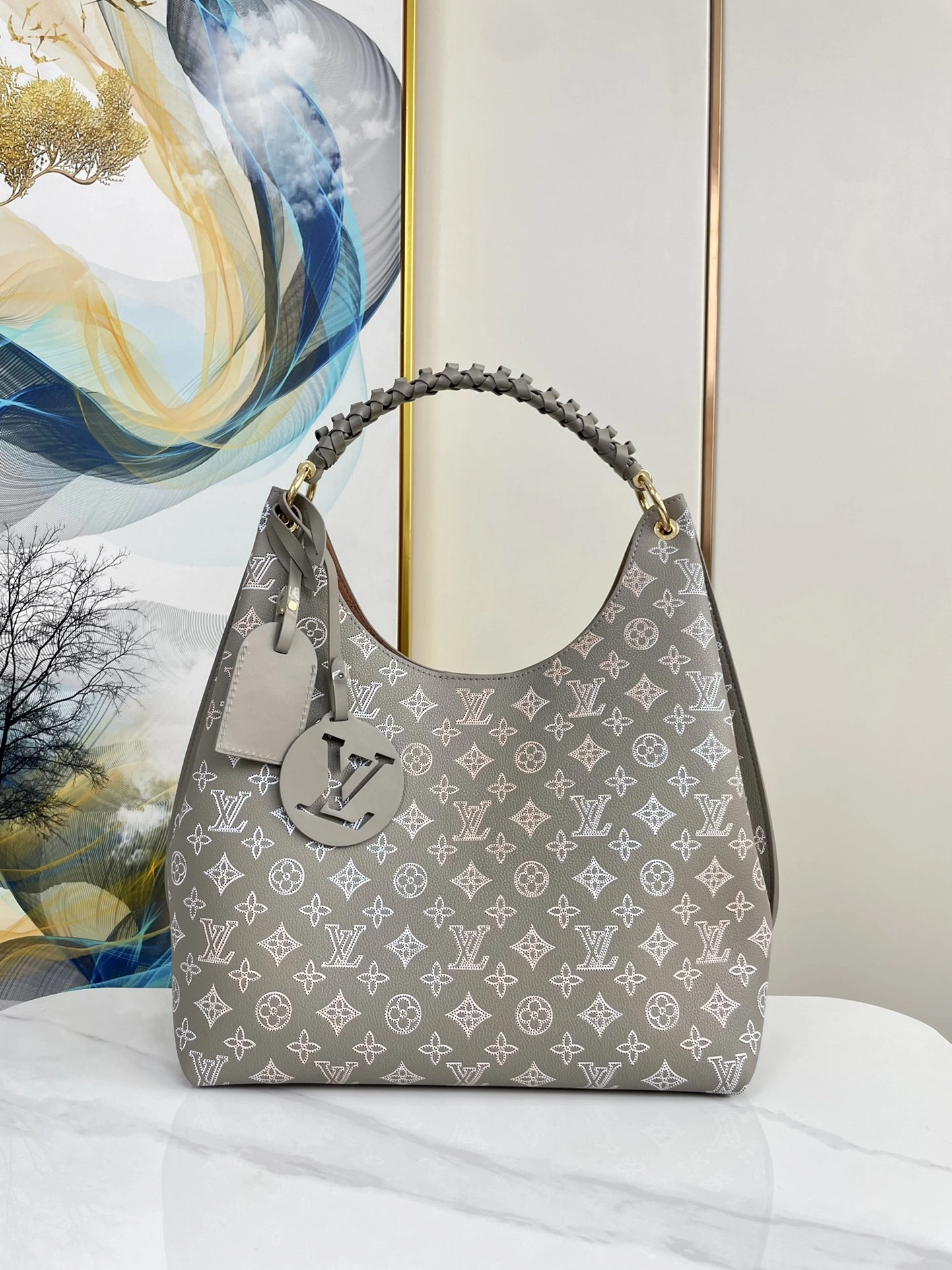 MOMO-- 8V M23396 high quality version TAURILLON item:E-B000C0219