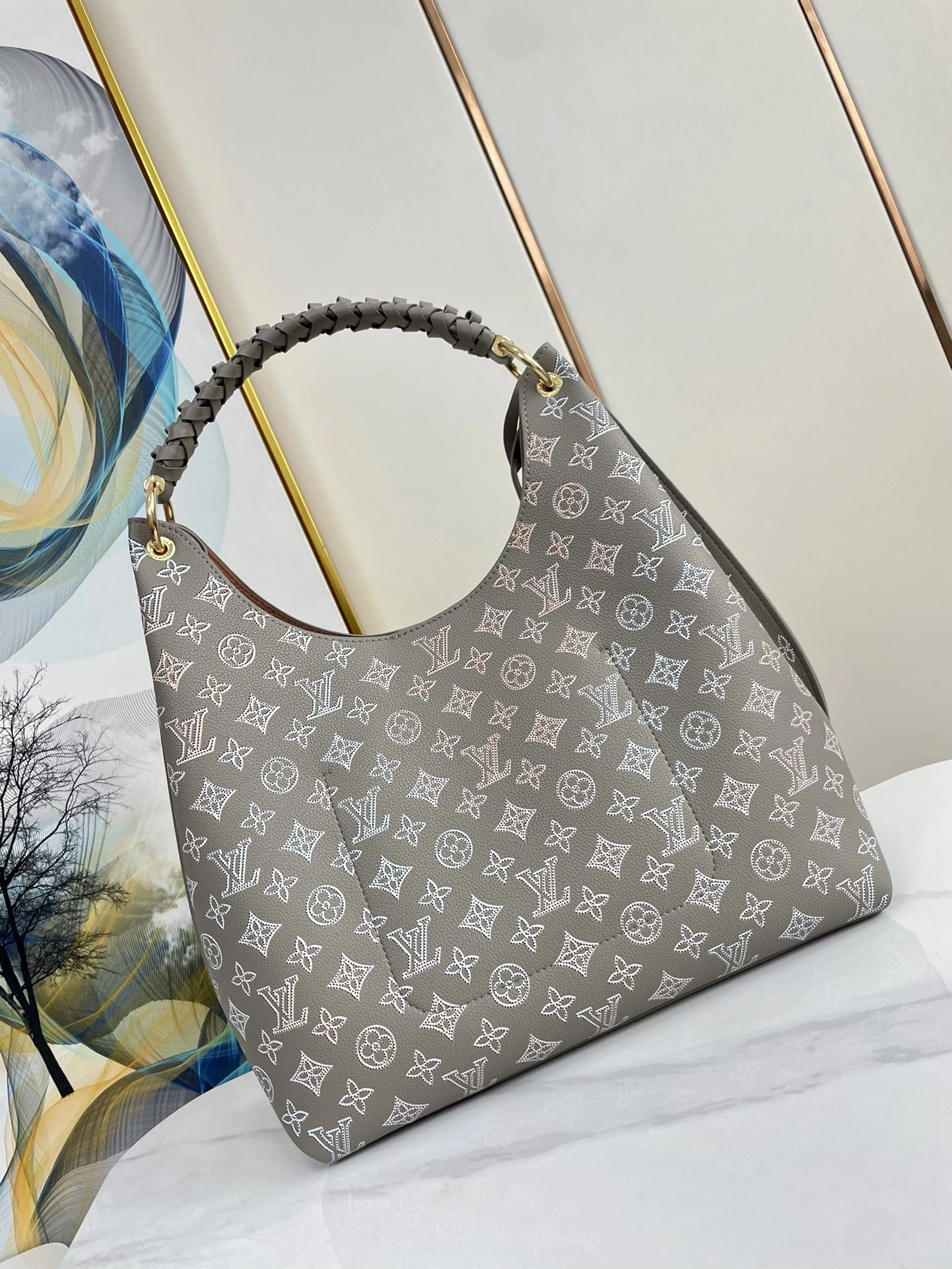 MOMO-- 8V M23396 high quality version TAURILLON item:E-B000C0219