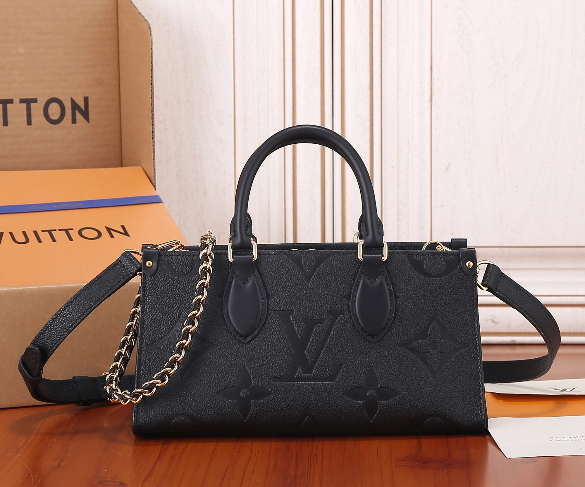 MOMO-- 8V M23640 high quality version OnTheGo East West cowhide item:D-B000J0840