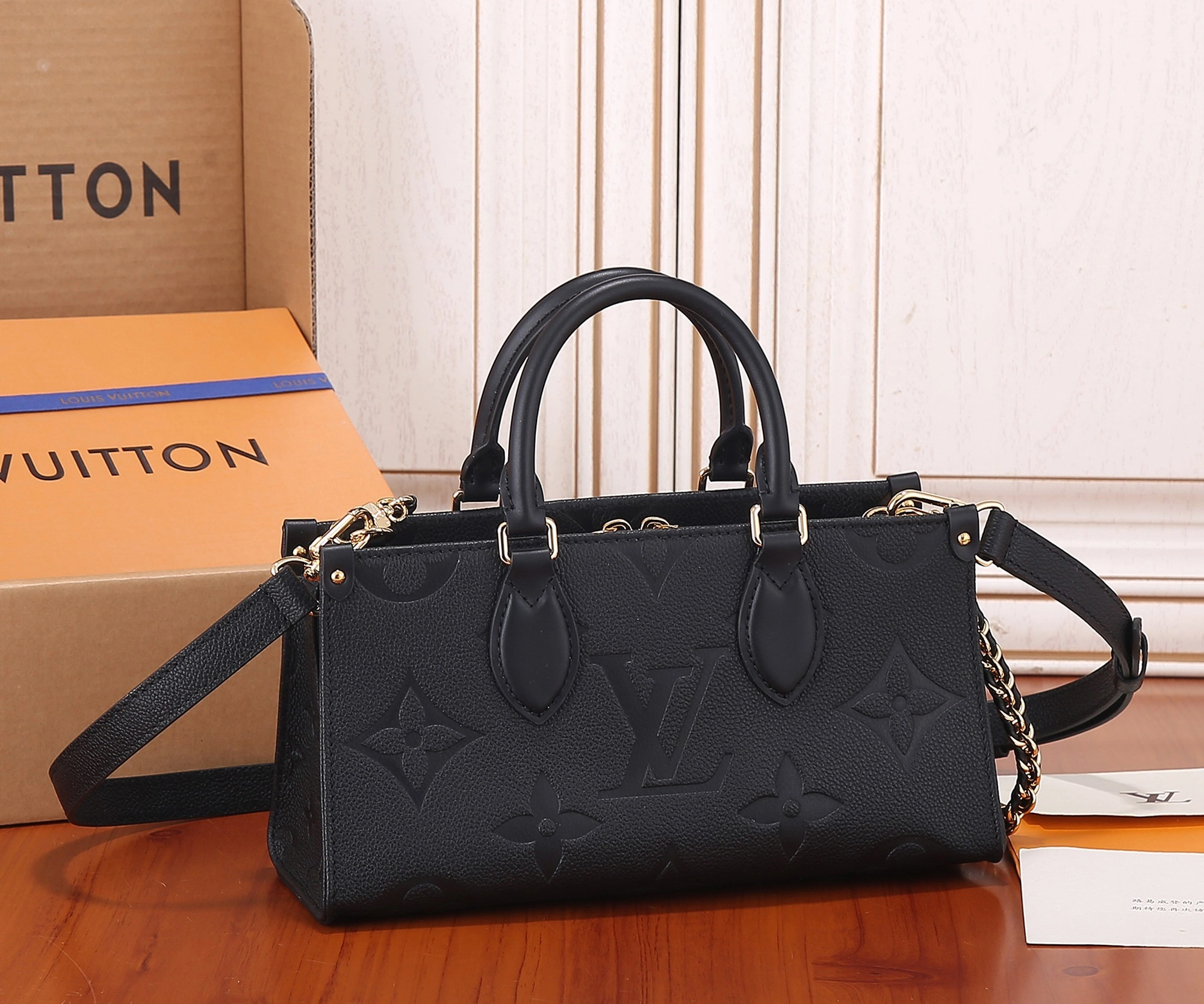 MOMO-- 8V M23640 high quality version OnTheGo East West cowhide item:D-B000J0840
