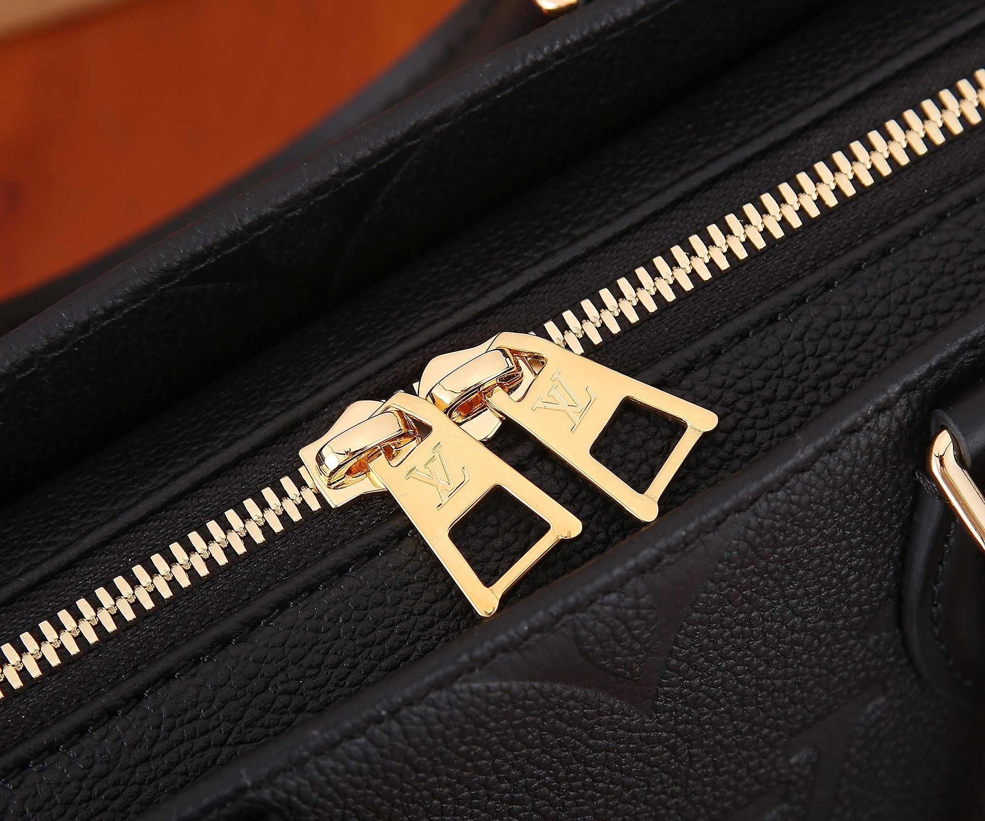 MOMO-- 8V M23640 high quality version OnTheGo East West cowhide item:D-B000J0840