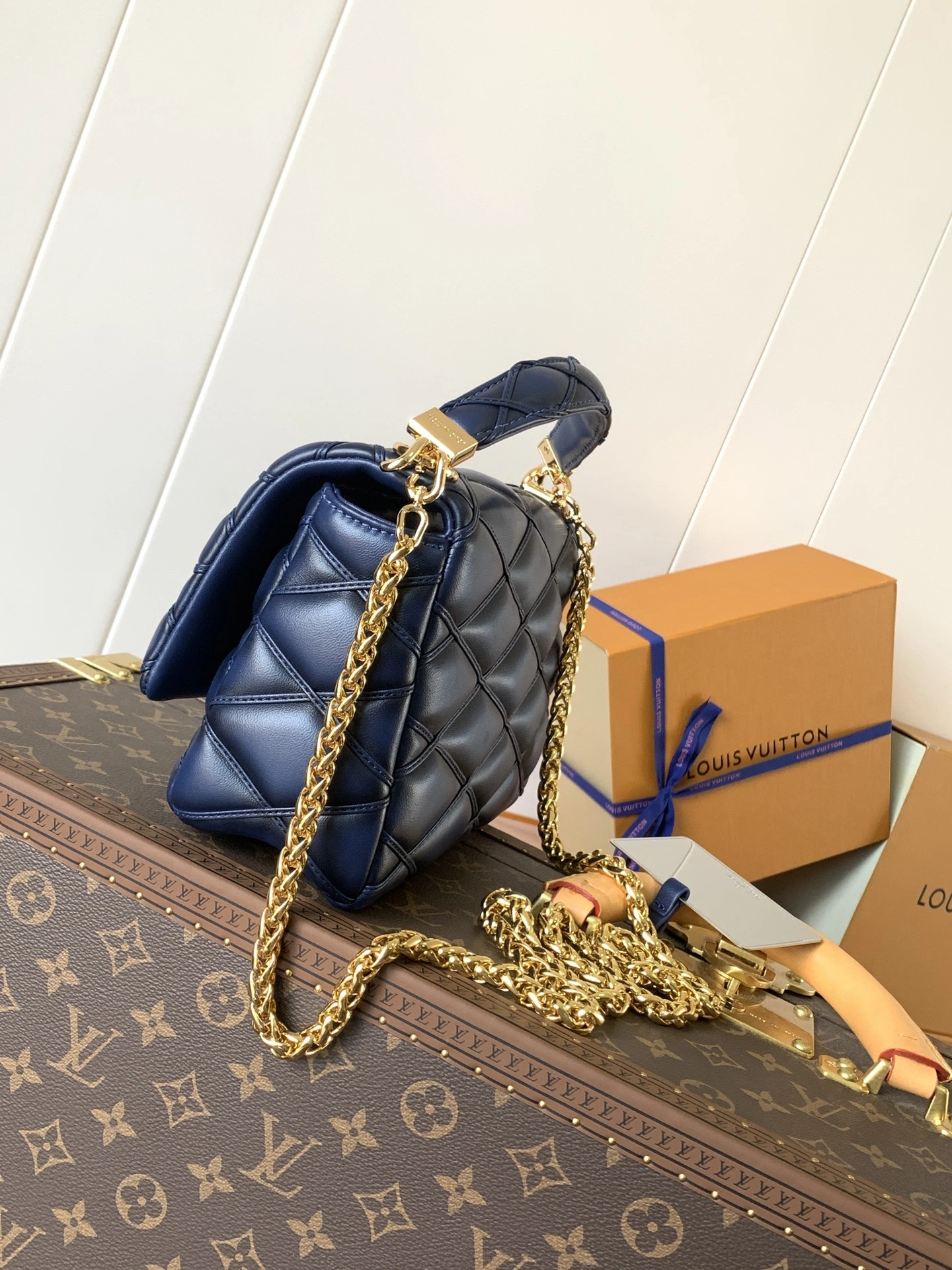 MOMO-- 8V M23682 high quality version GO-14 sheepskin item:F-B000A1426