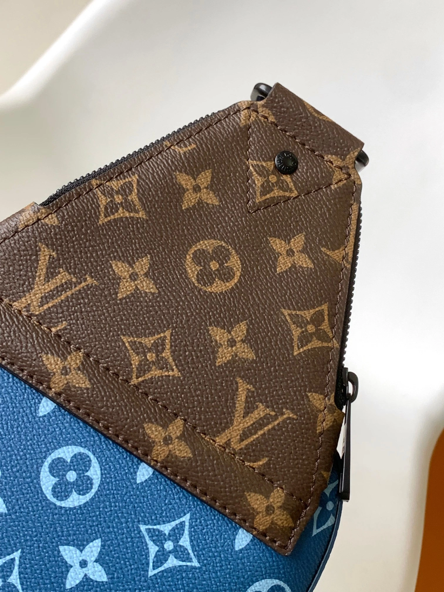 MOMO-- 8V M23782 high quality version Avenue item:E-B225A1788