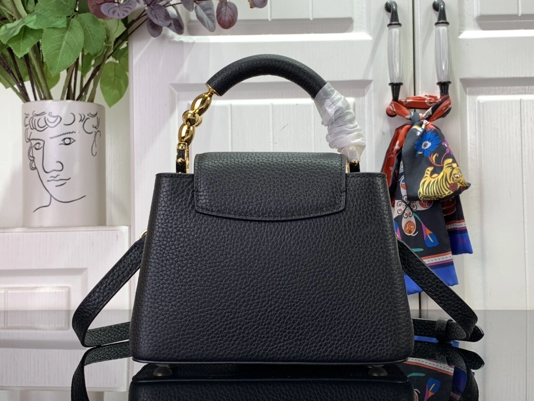 MOMO-- 8V M23943 Capucines cowhide item:D-B174F2041