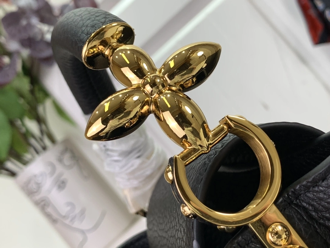 MOMO-- 8V M23943 Capucines cowhide item:D-B174F2041